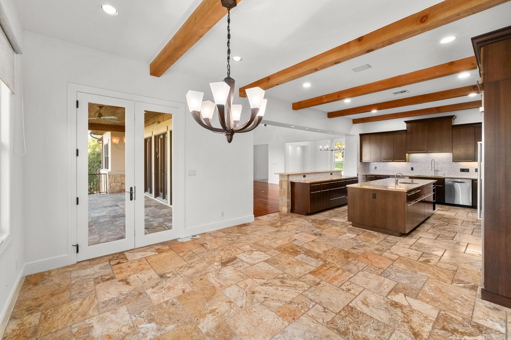 1101 Sprague LN