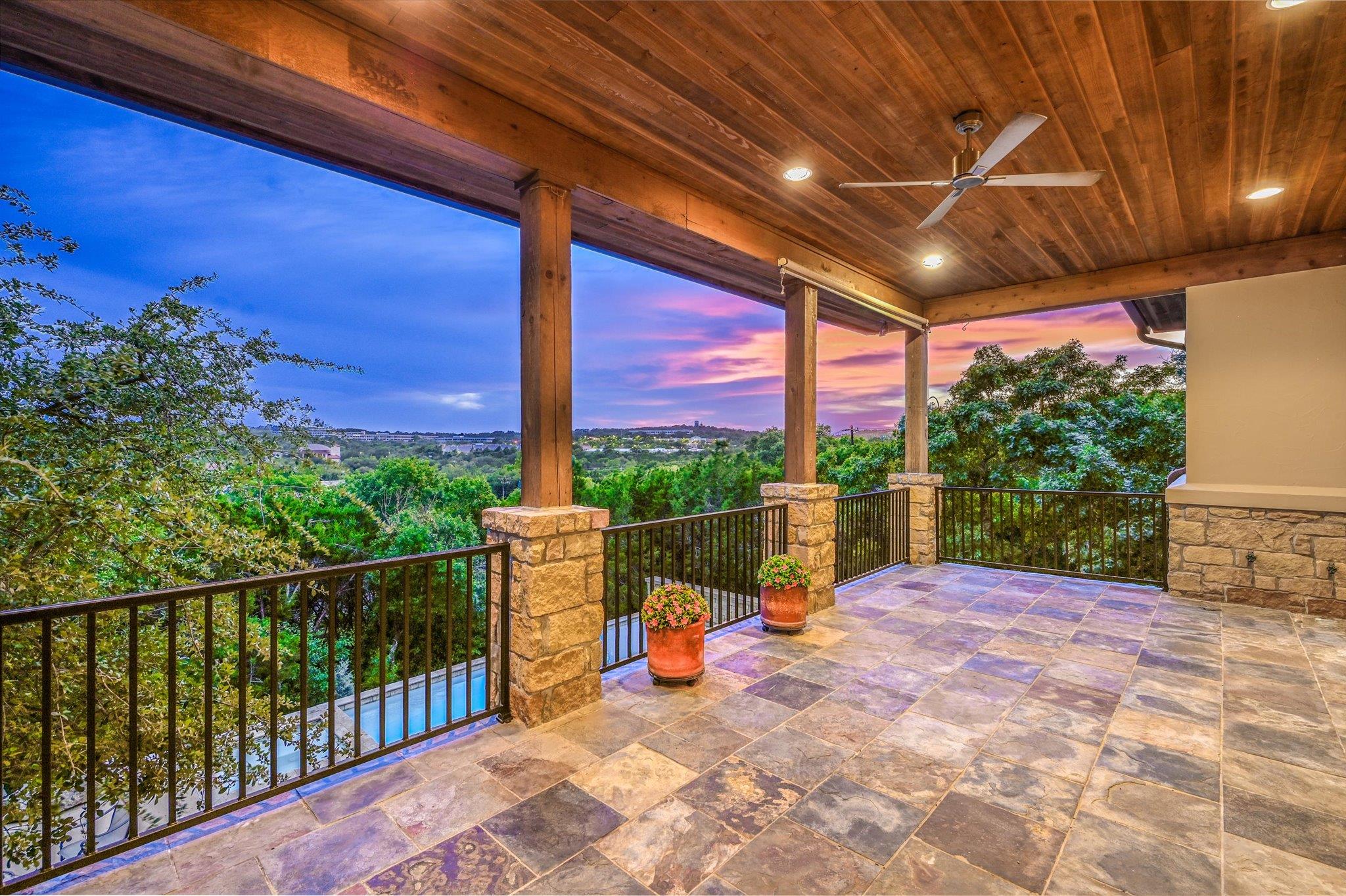 1101 Sprague LN