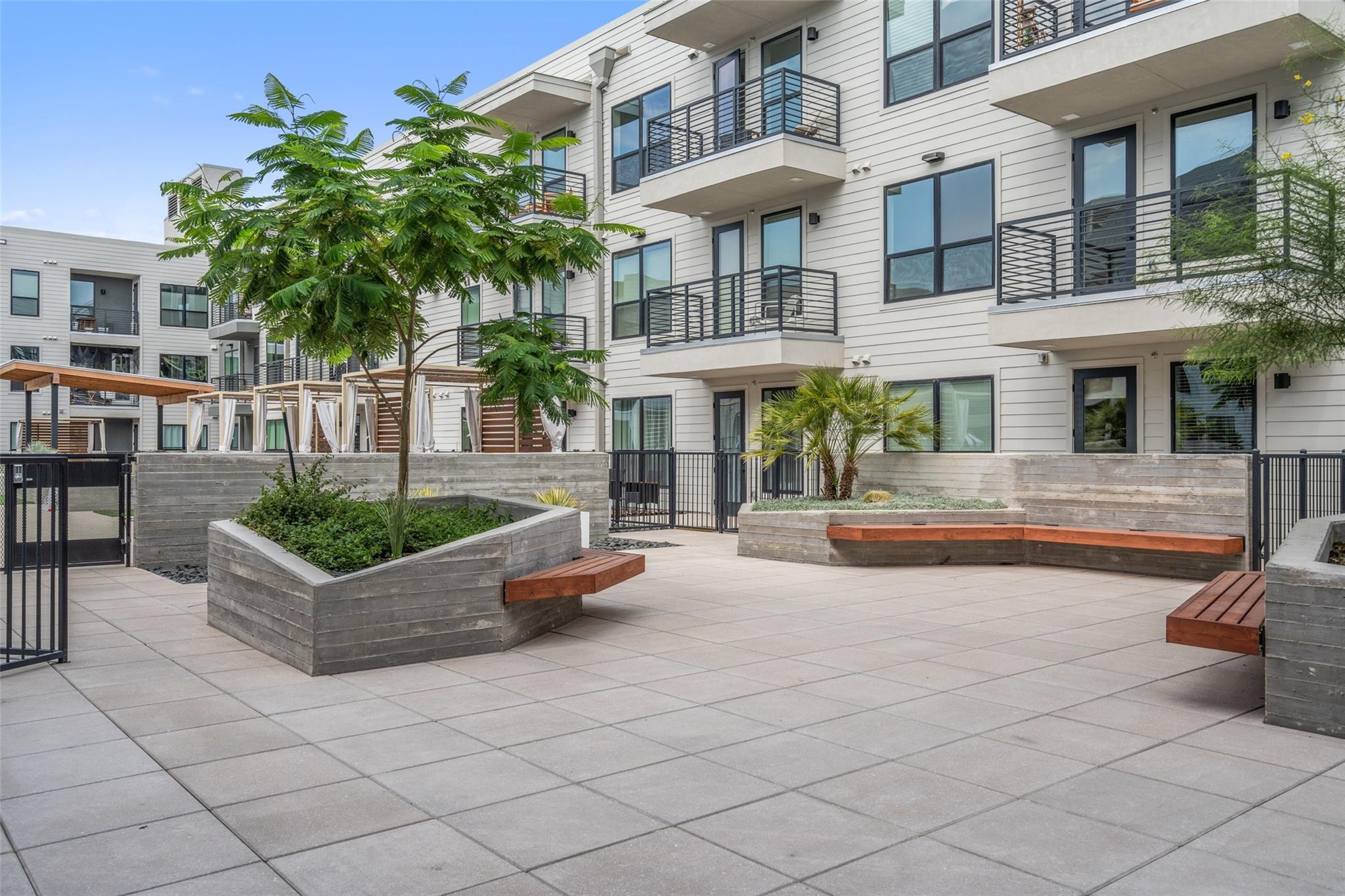 1701 Simond Ave # 206