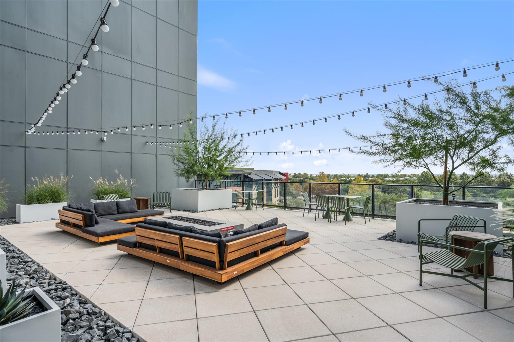 1701 Simond Ave # 206