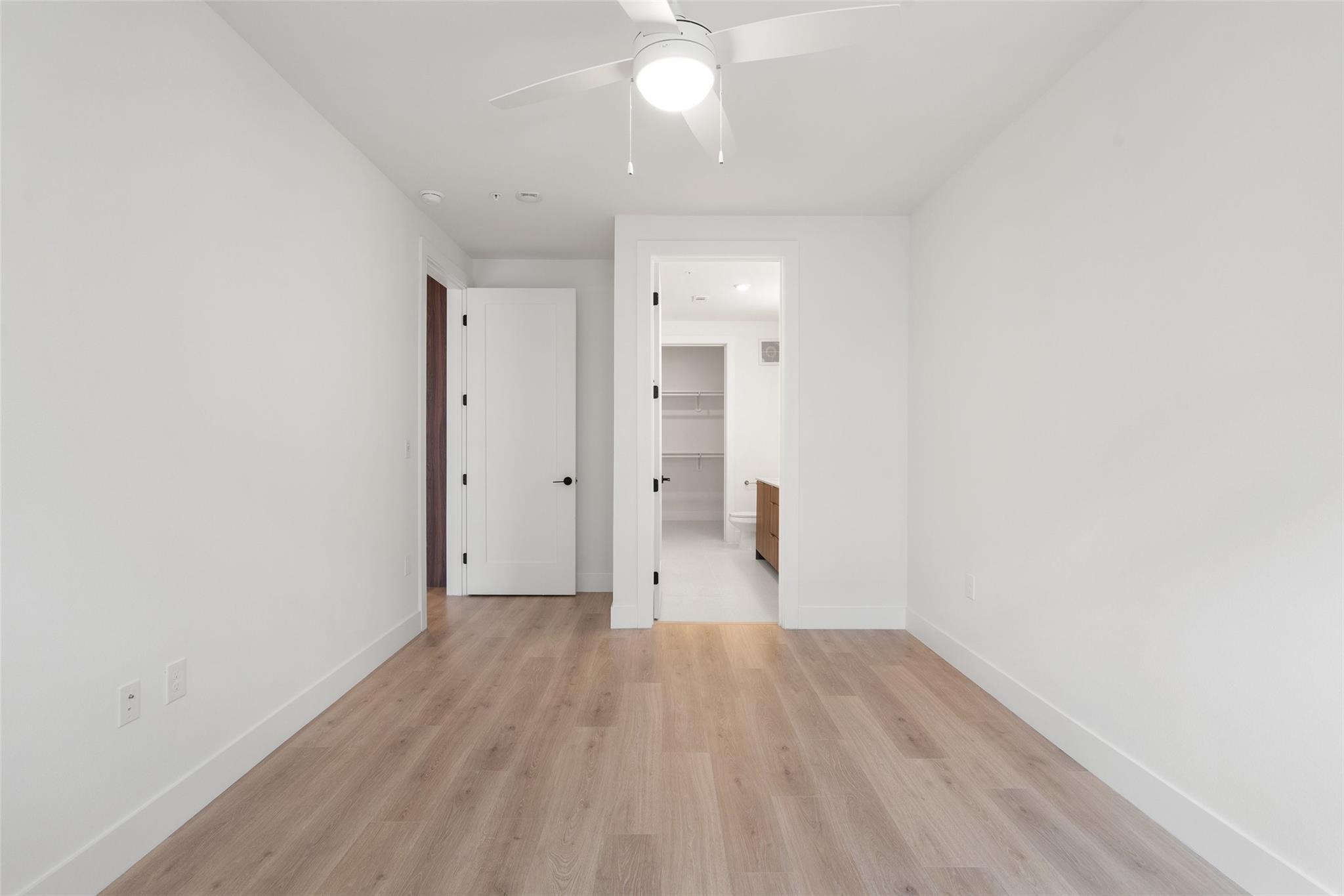 1701 Simond Ave # 206