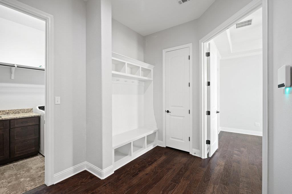 305 Enchanted Hilltop WAY