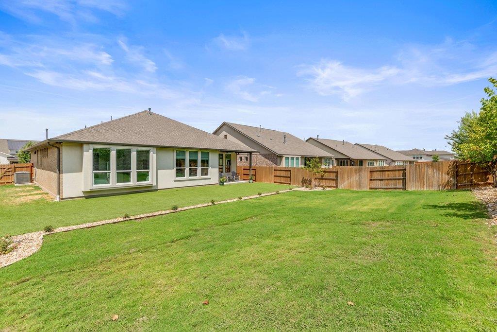 5913 Cimarron Ridge LN