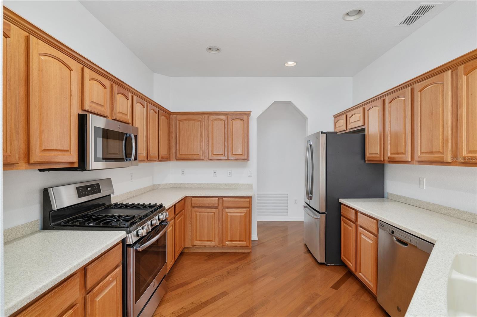 8535 SW 82ND TER