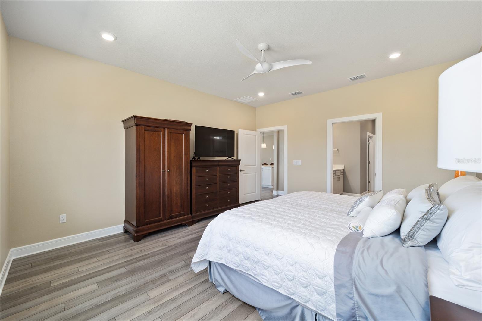 9184 SW 57TH PLACE RD