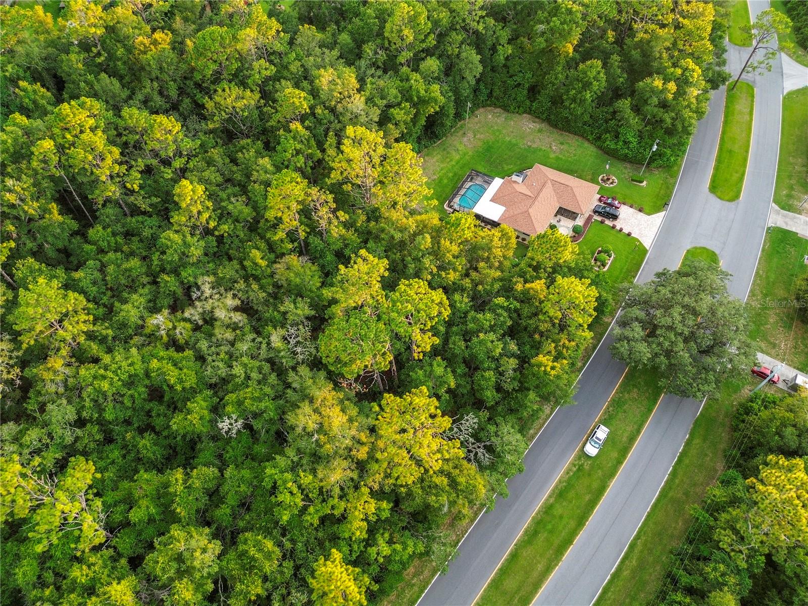 1974 W COUNTRY CLUB BLVD