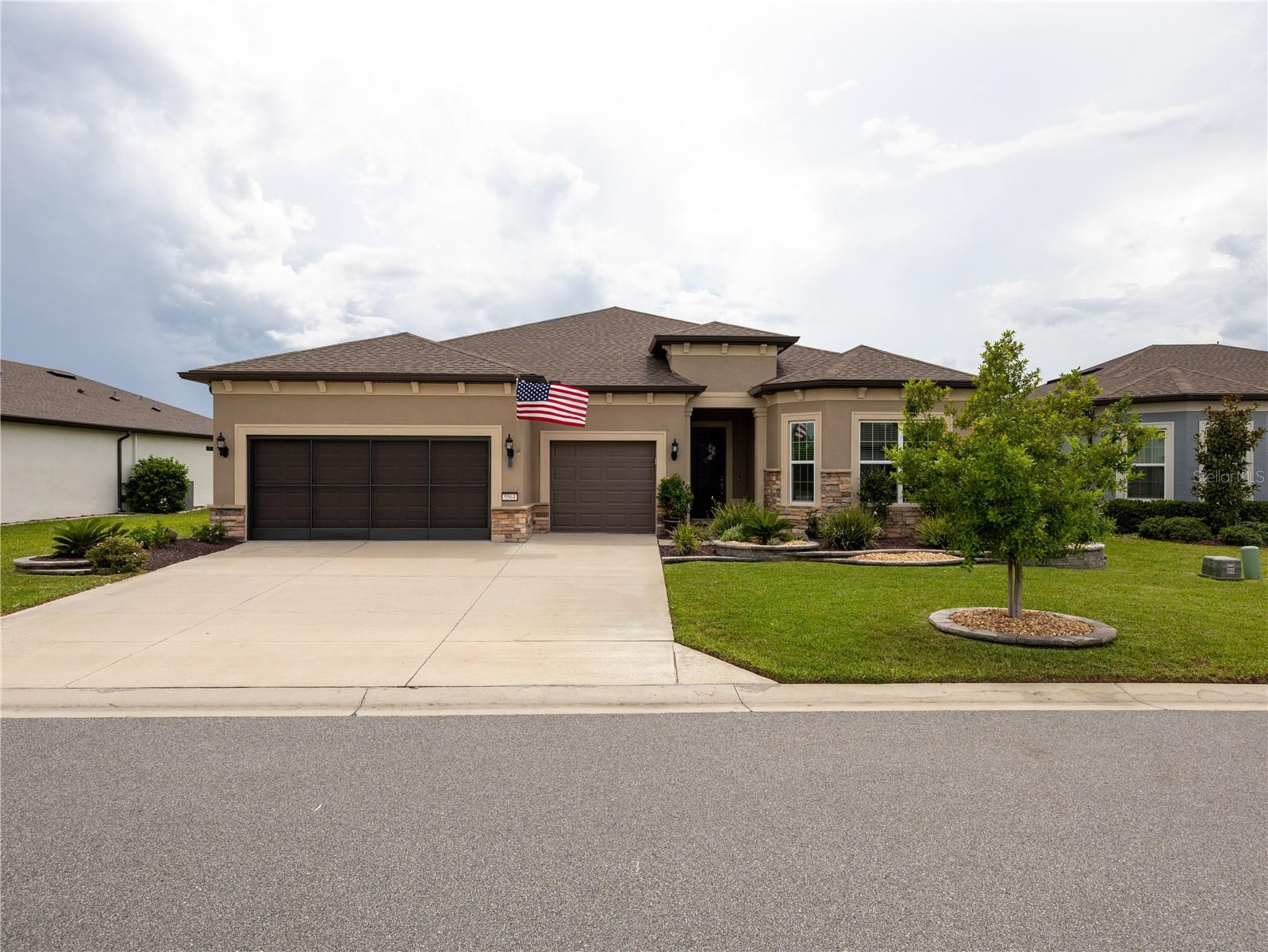 5564 SW 90TH AVE