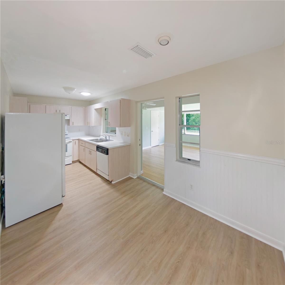 9653 SW 84TH TER #E