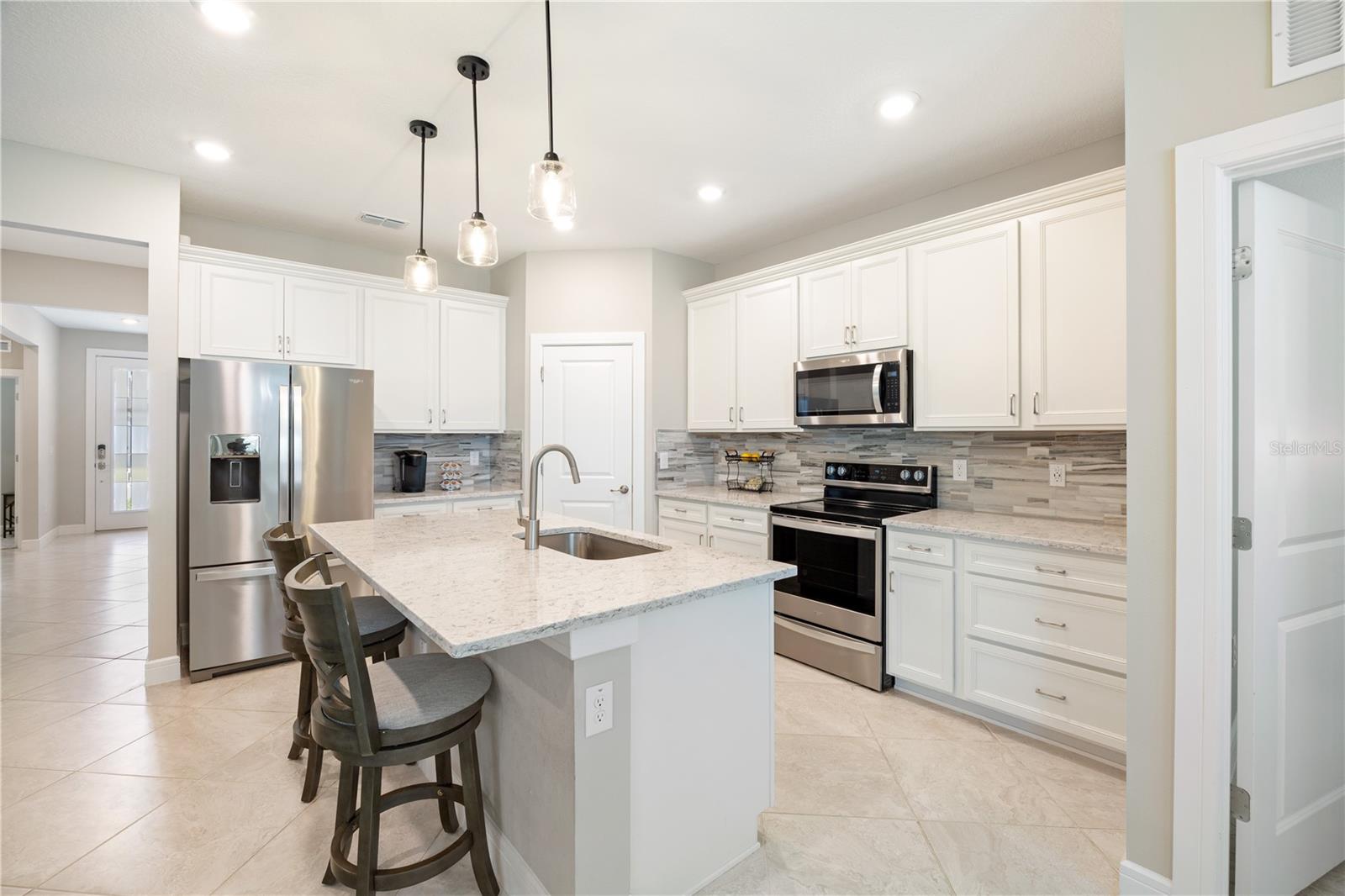 9470 SW 52ND LOOP
