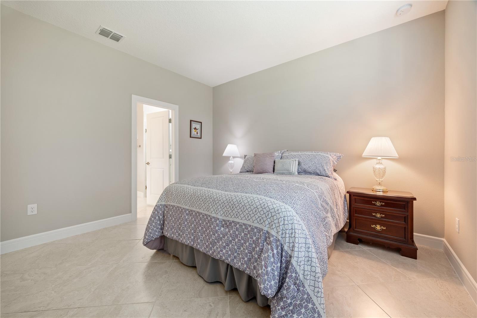 9470 SW 52ND LOOP