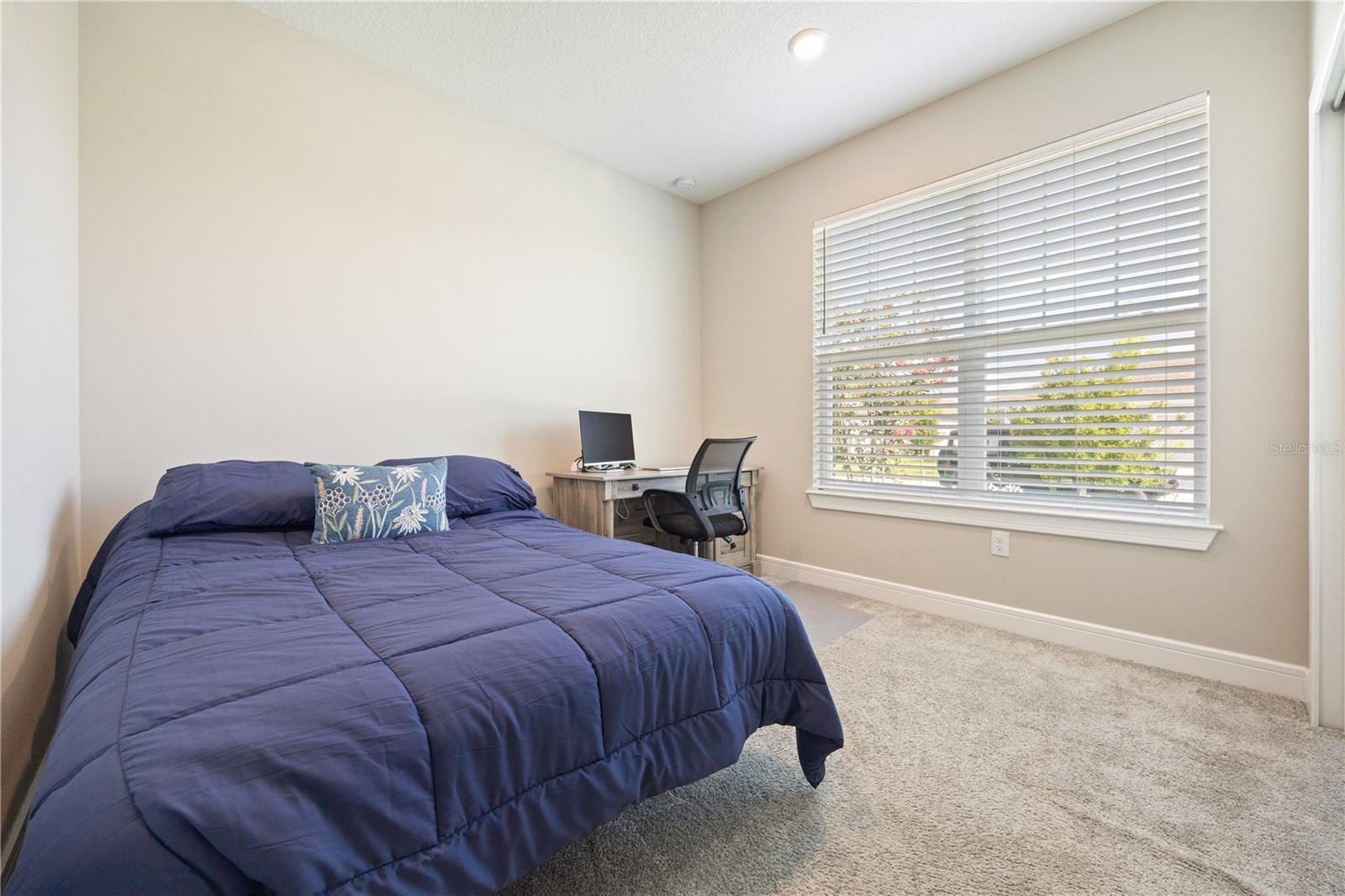 9470 SW 52ND LOOP