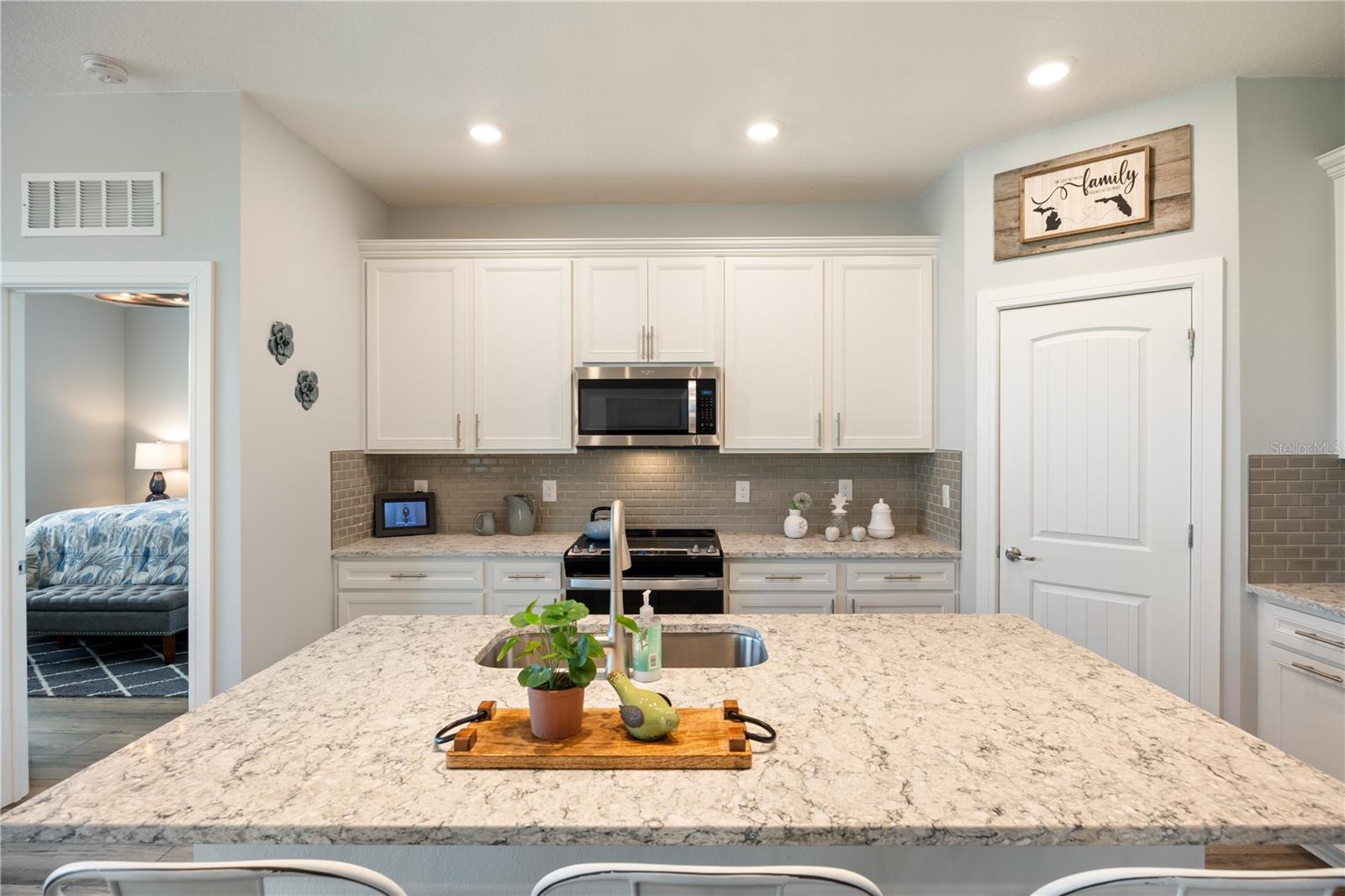 9419 SW 52ND LOOP