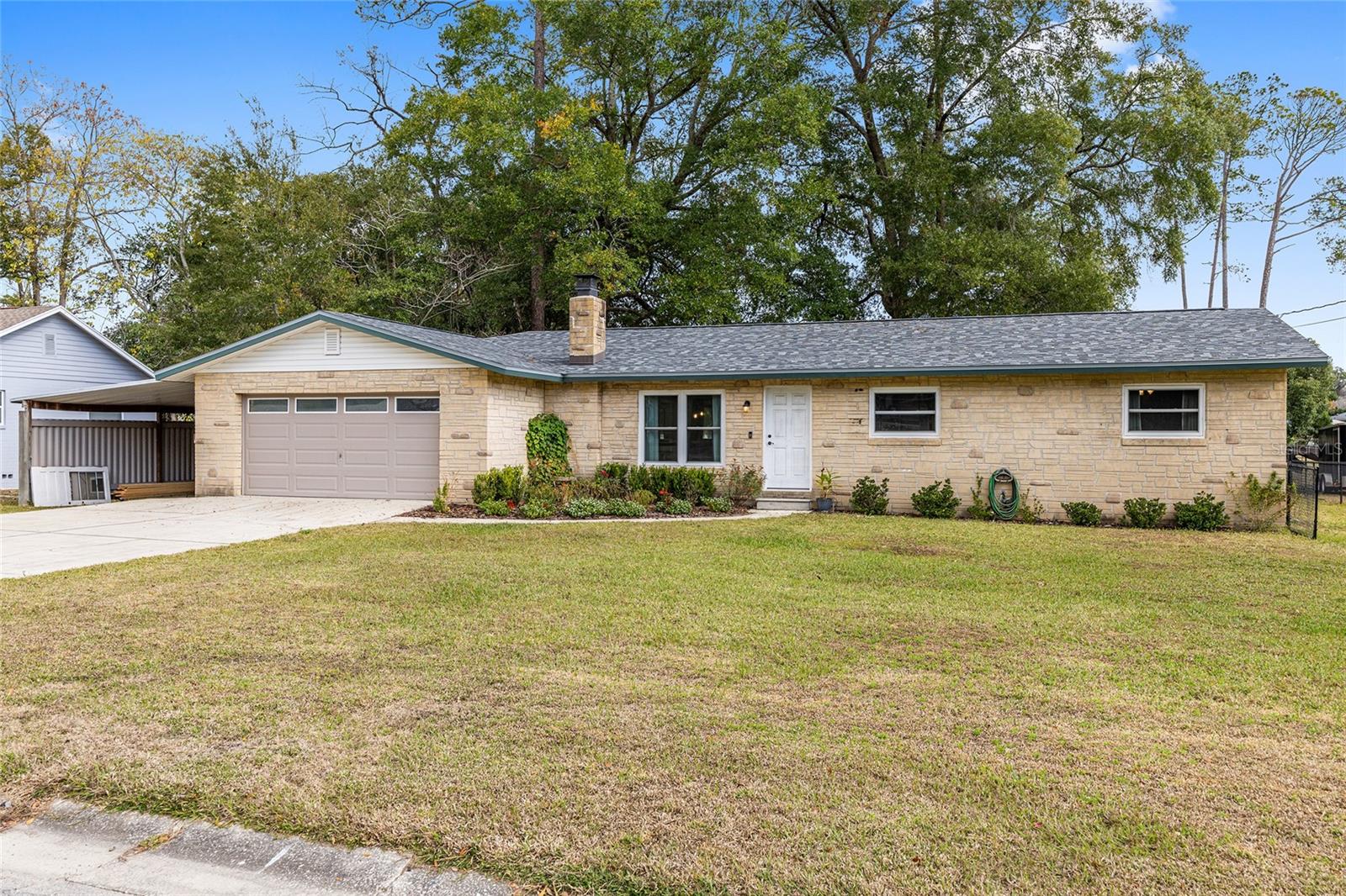 903 NE 17TH CT