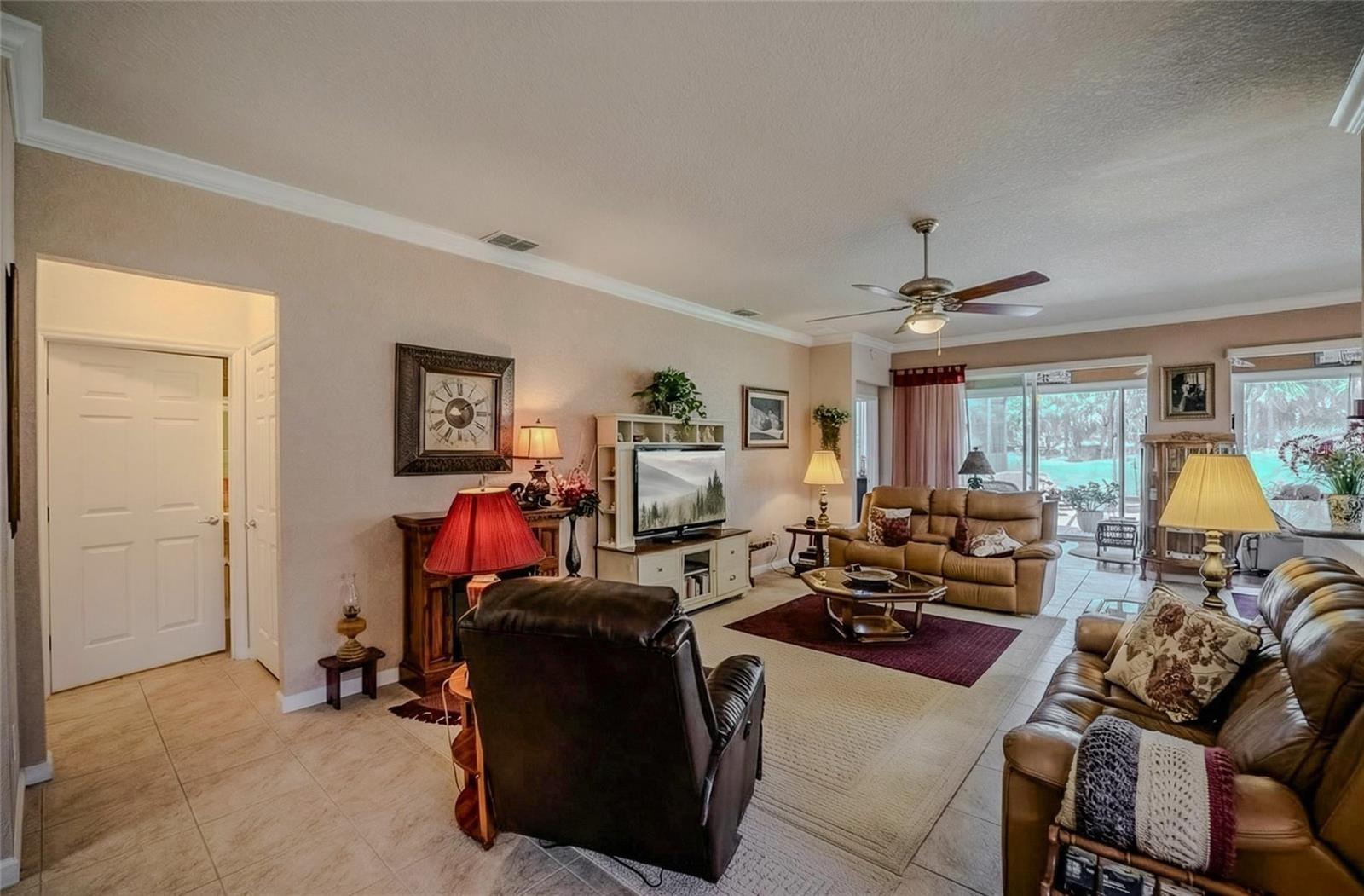 9077 SW 70TH LOOP