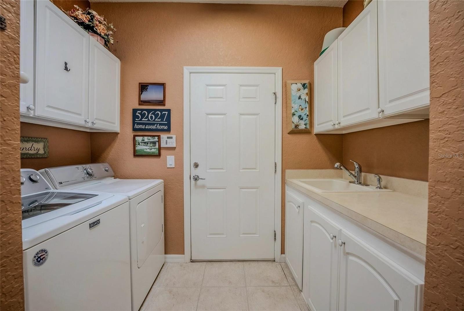 9077 SW 70TH LOOP