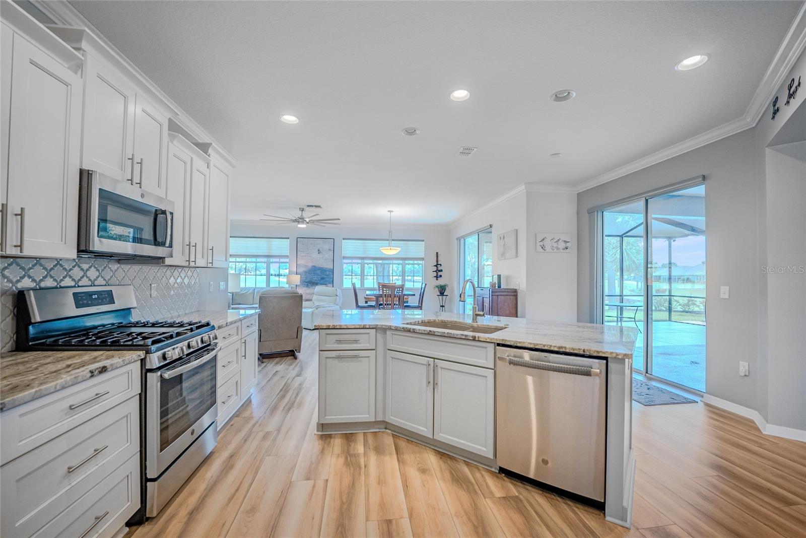 8371 SW 84TH LOOP