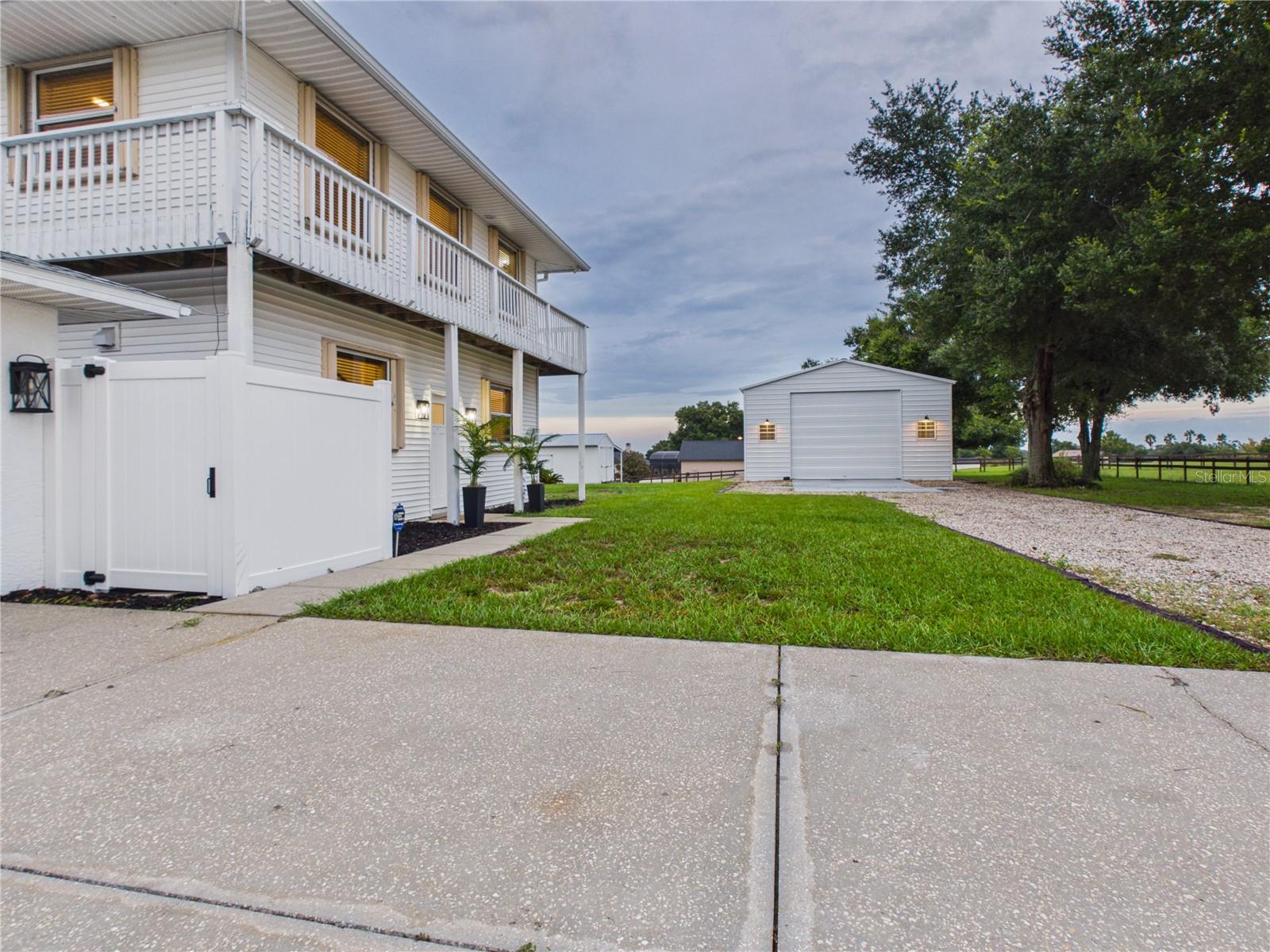 13011 HIDDEN RIDGE LN