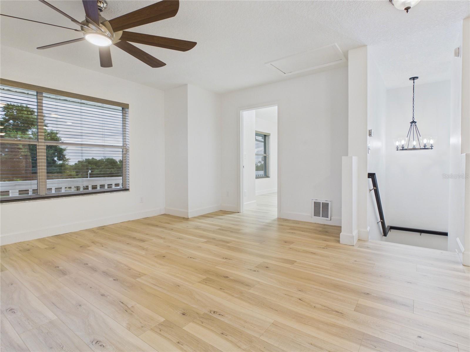 13011 HIDDEN RIDGE LN