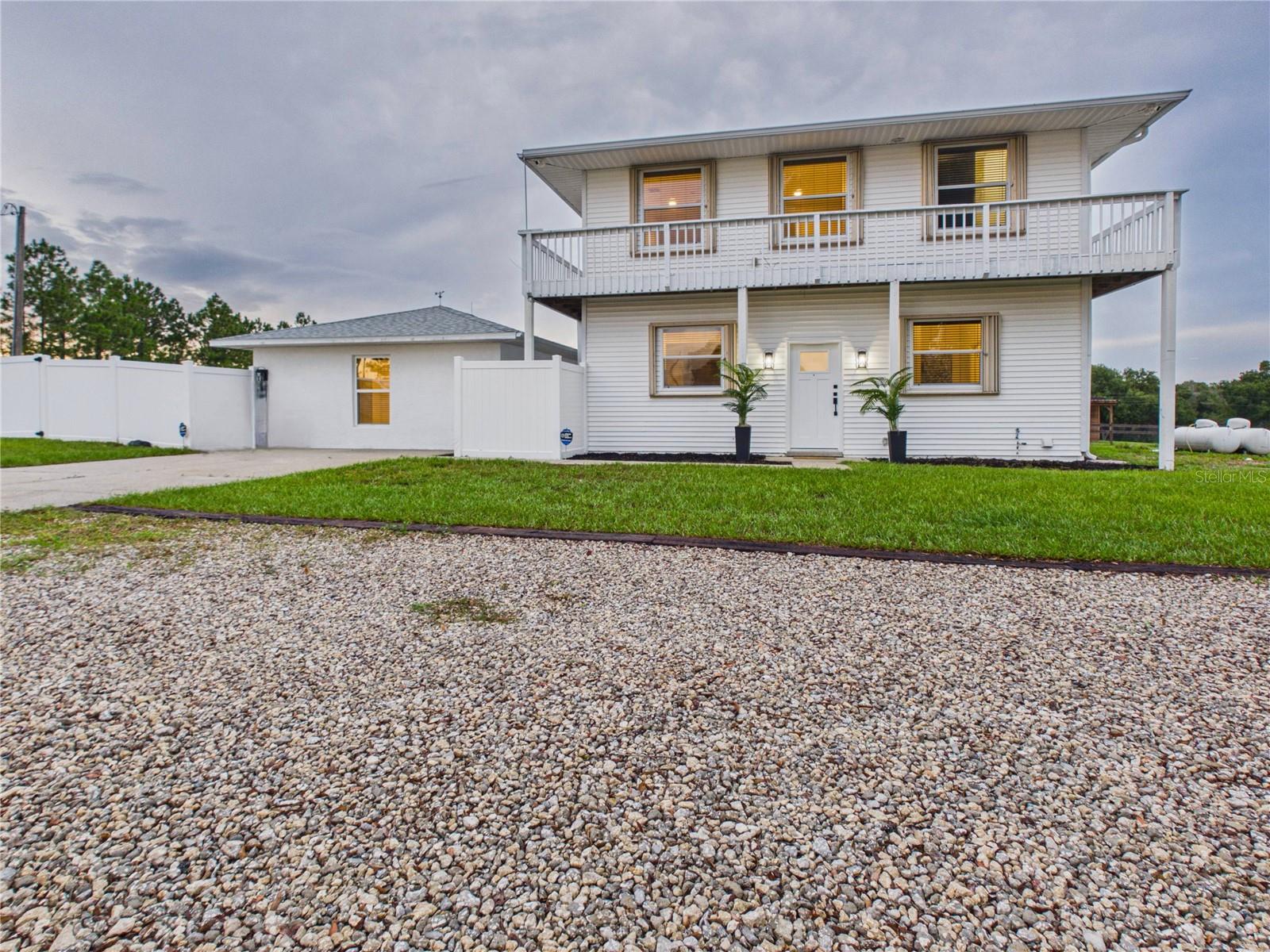 13011 HIDDEN RIDGE LN