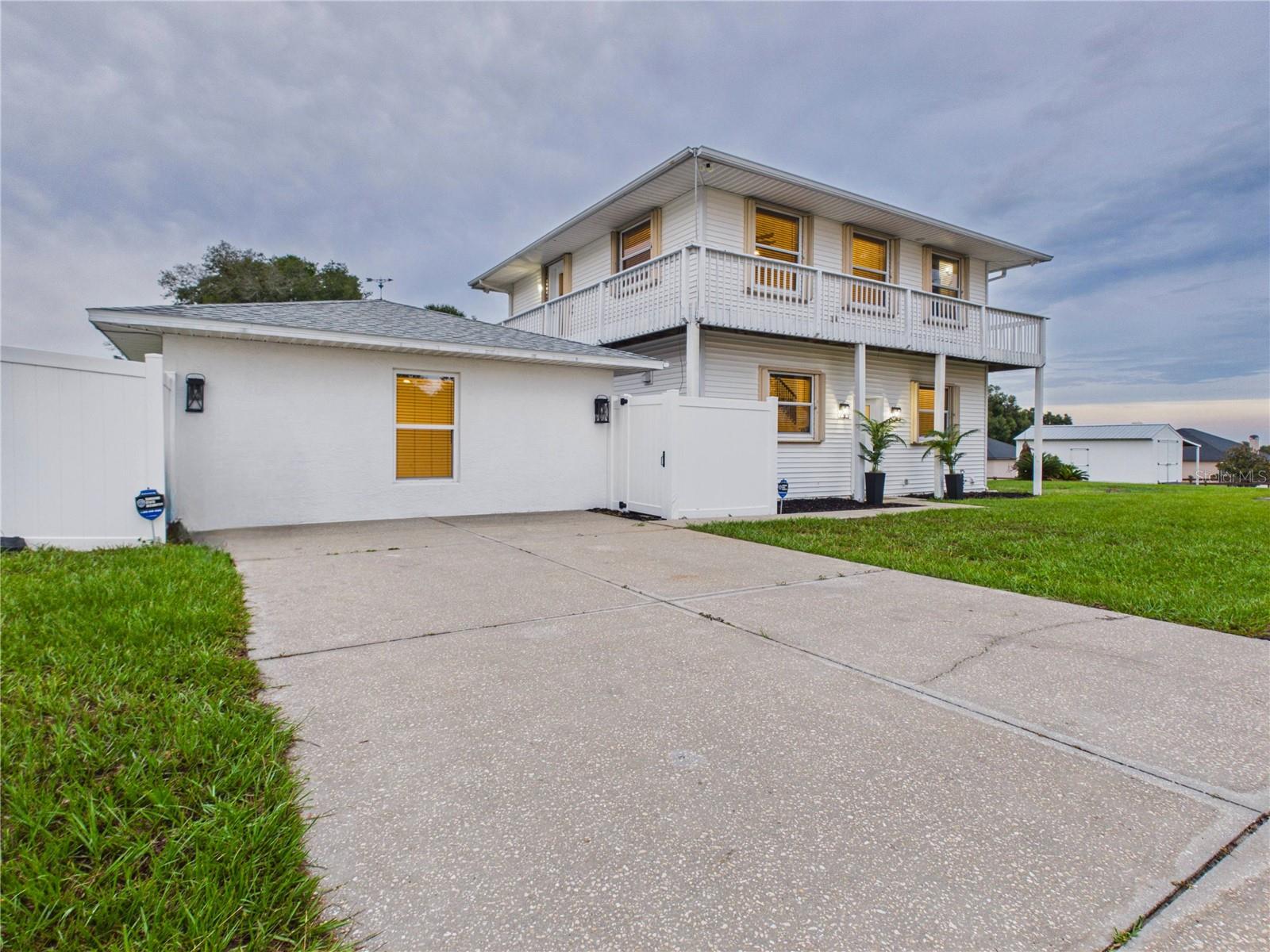 13011 HIDDEN RIDGE LN