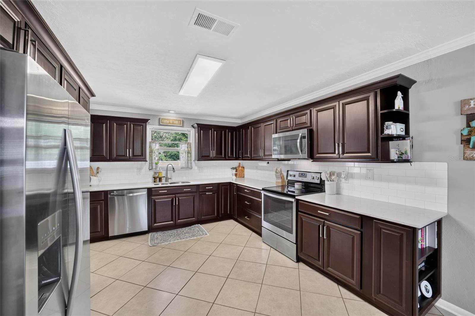 1861 SE 56TH CT
