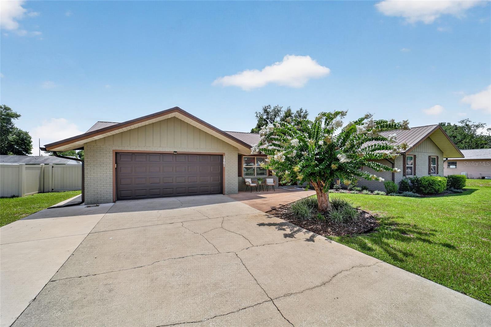 1861 SE 56TH CT