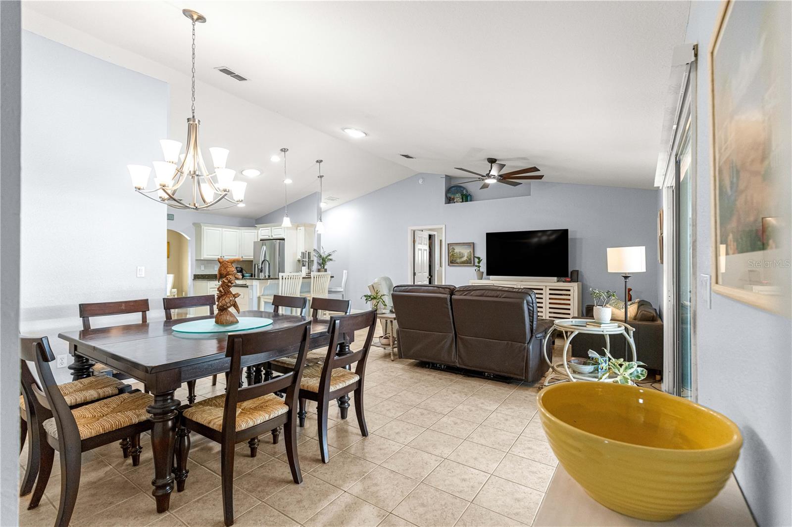 2208 SE 24TH TER
