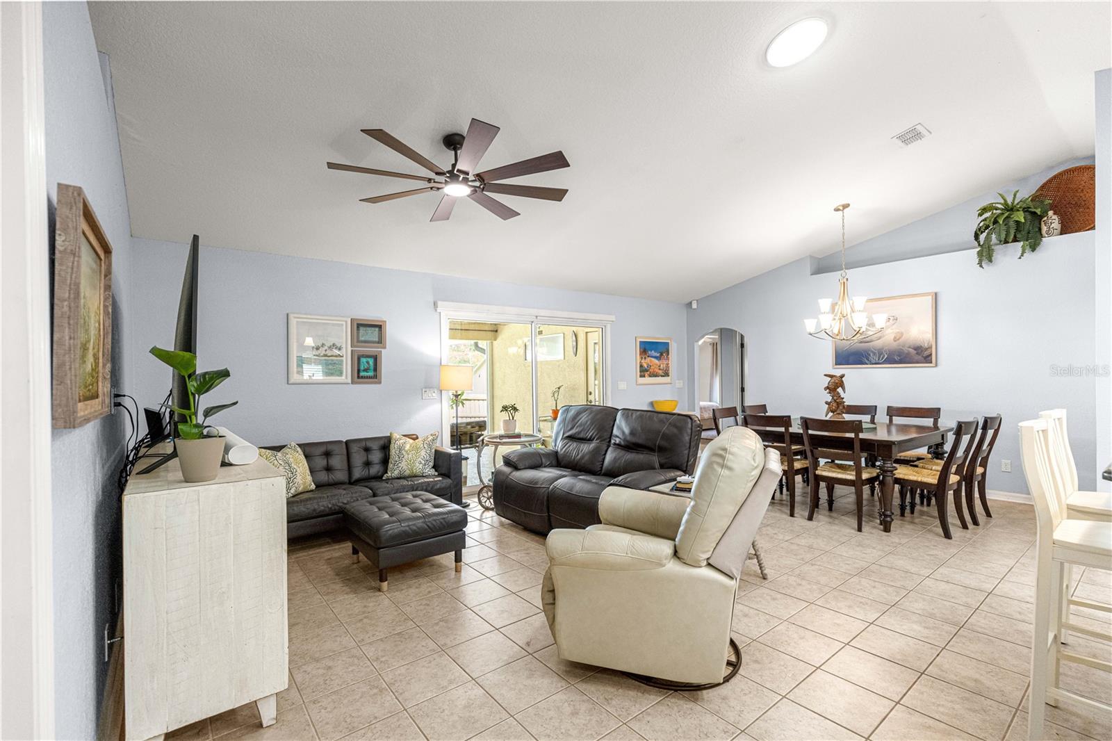 2208 SE 24TH TER