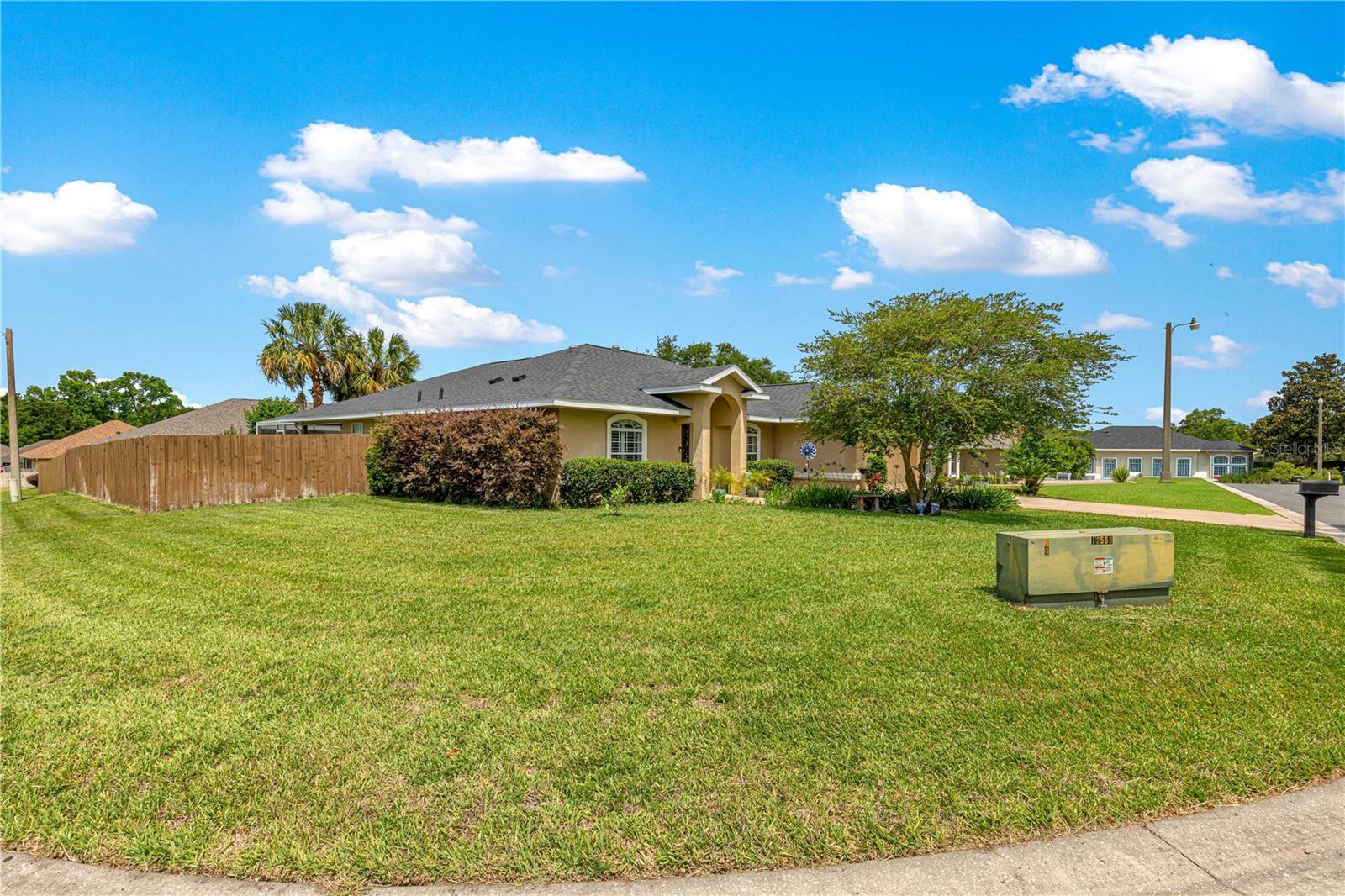 2208 SE 24TH TER