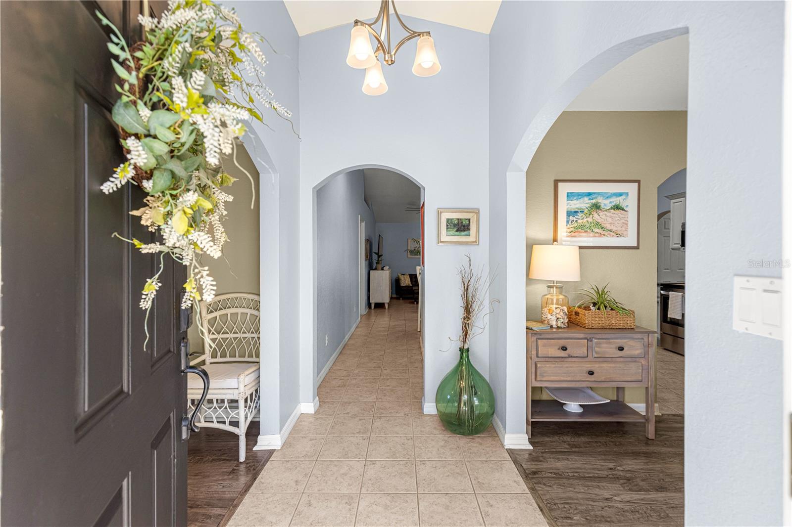 2208 SE 24TH TER
