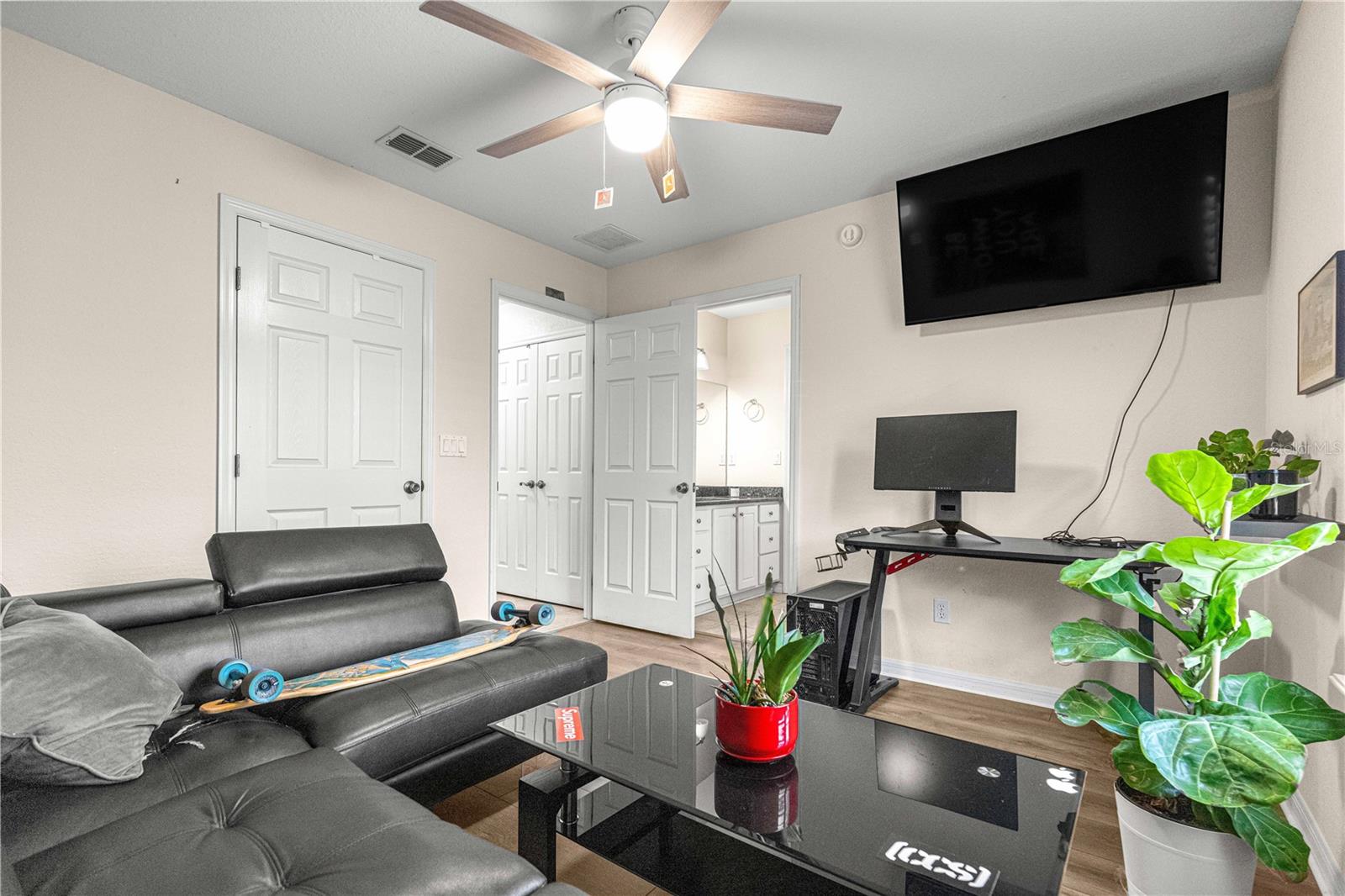 2208 SE 24TH TER