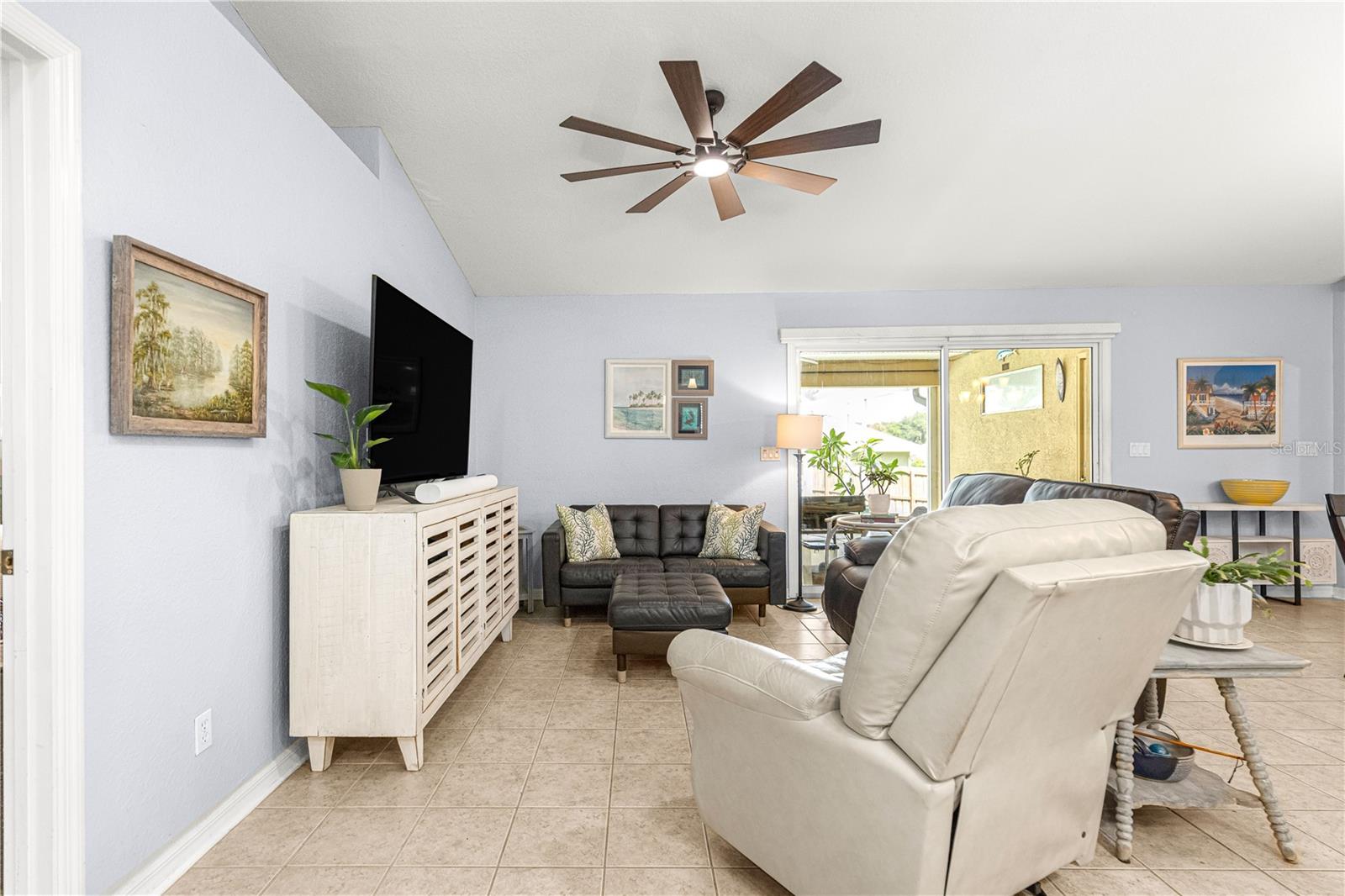 2208 SE 24TH TER