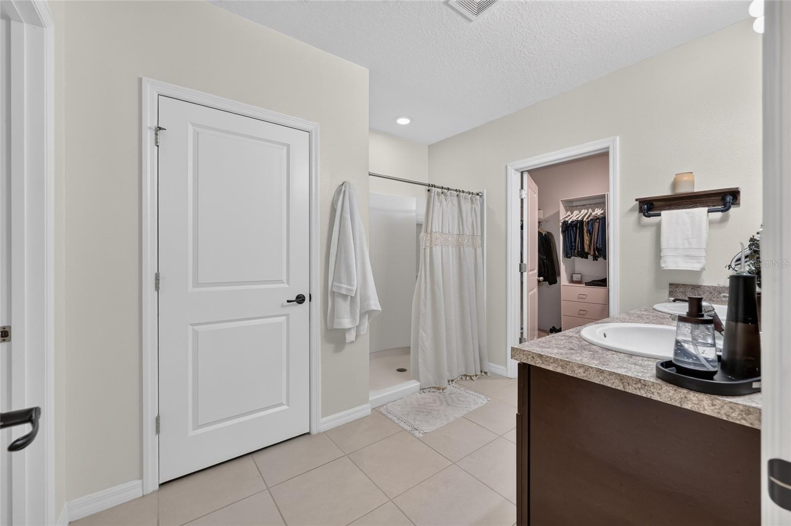 4222 NE 29TH PL
