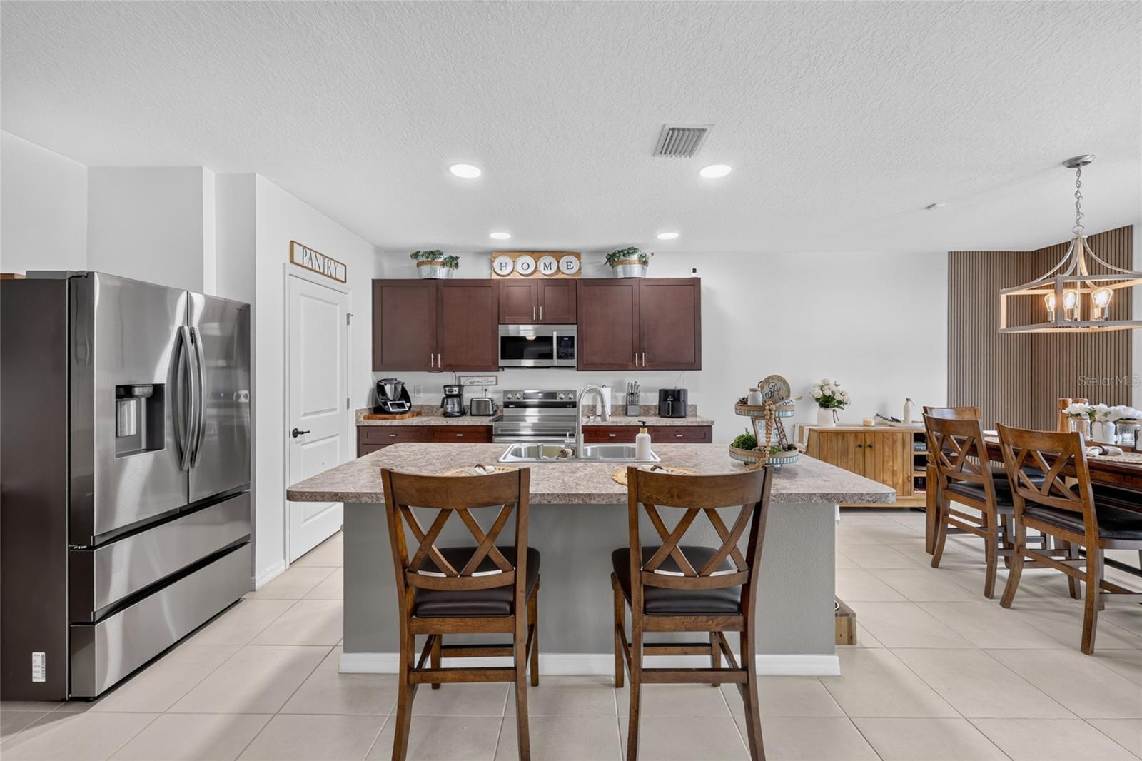 4222 NE 29TH PL