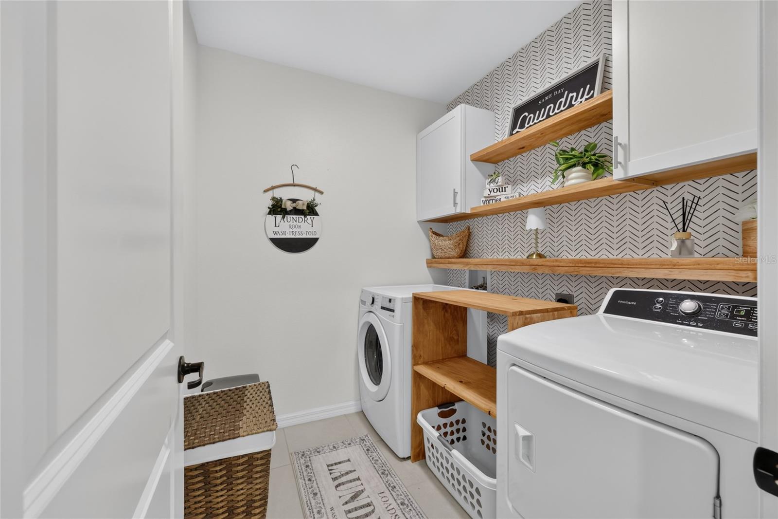 4222 NE 29TH PL