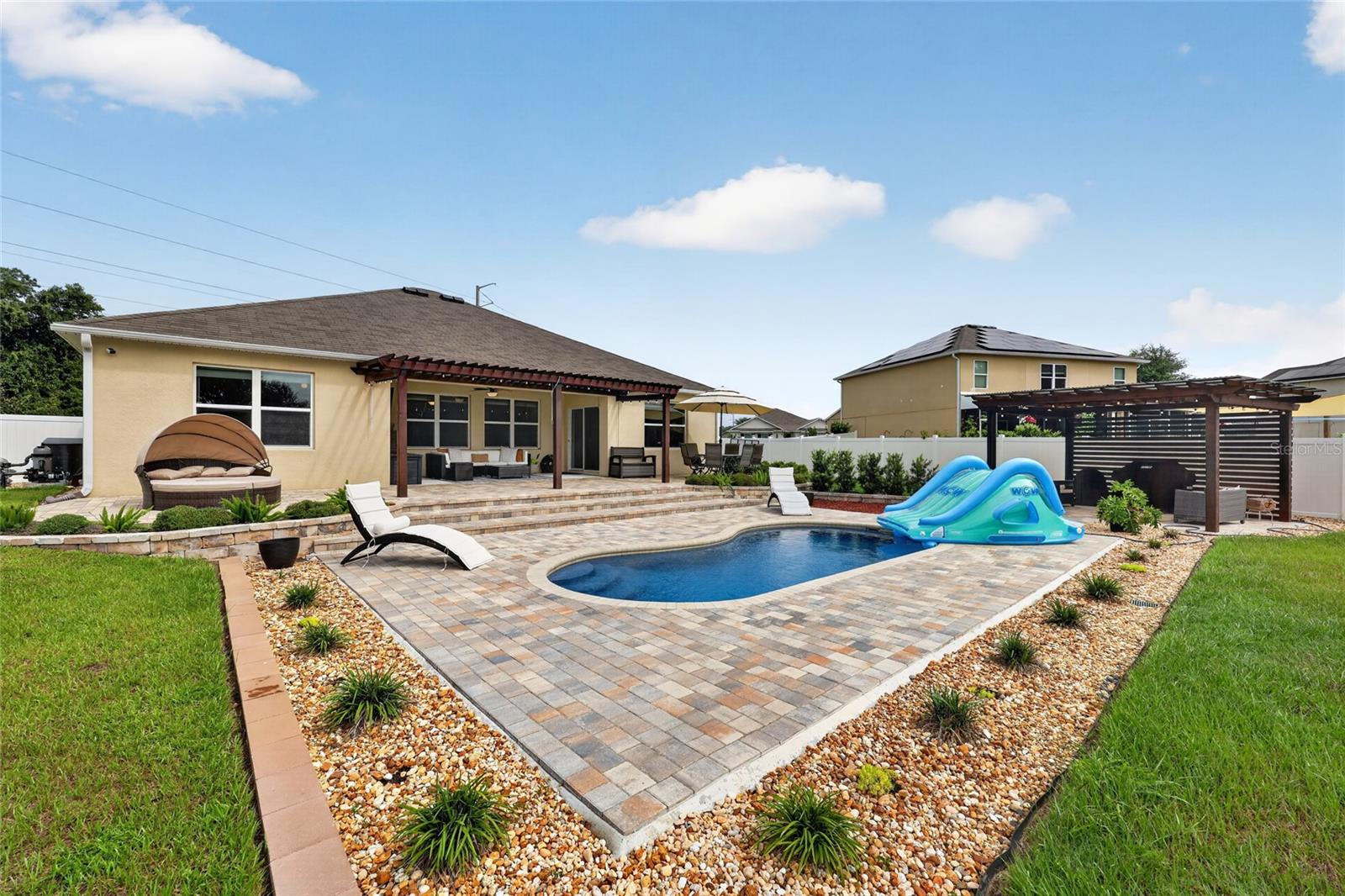 4222 NE 29TH PL