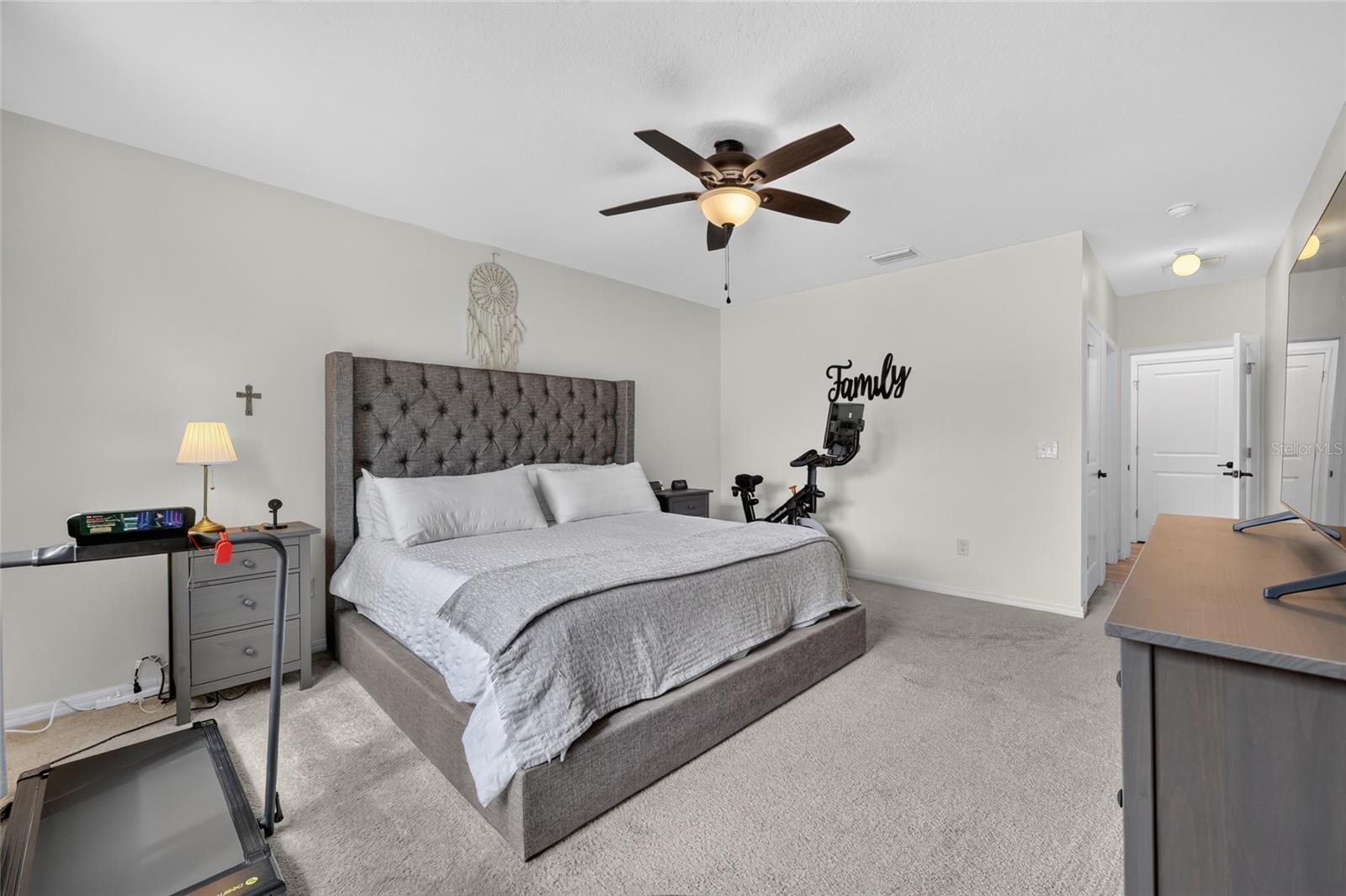 4222 NE 29TH PL