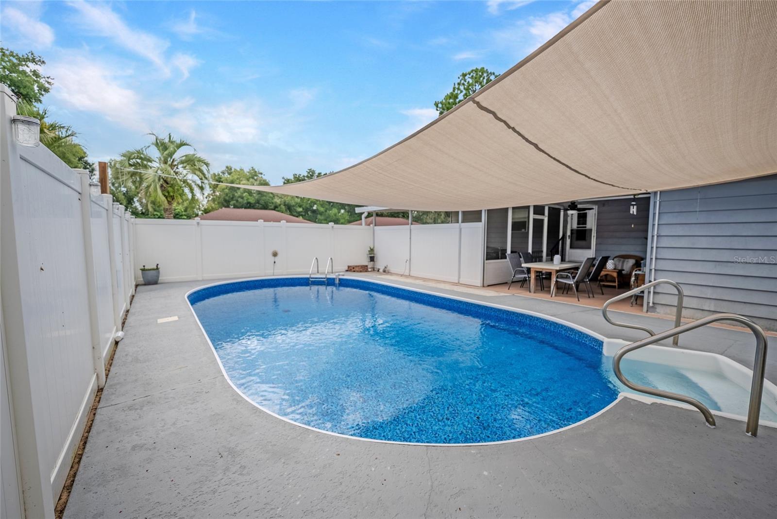 9529 SW 30TH TER