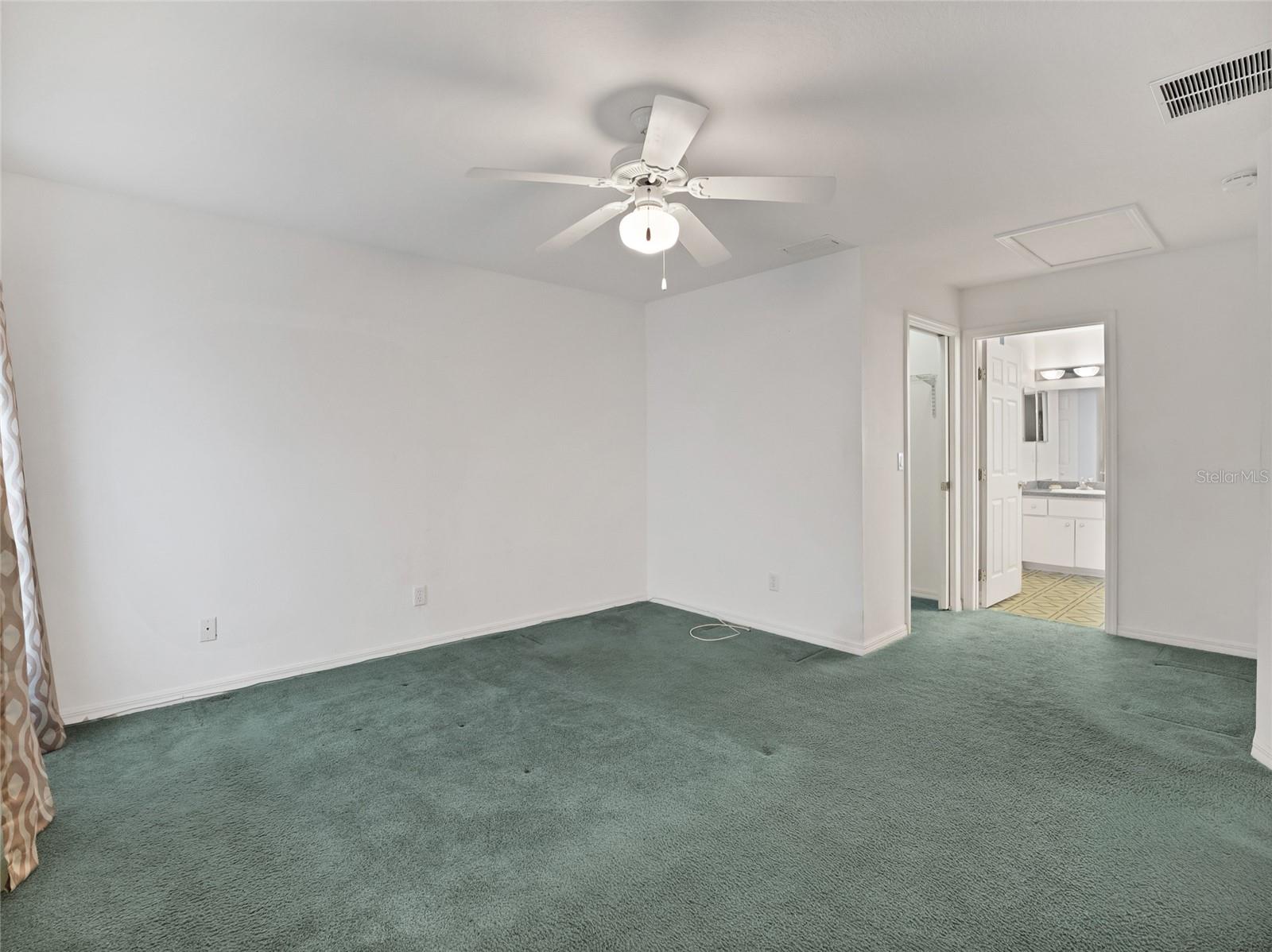 5045 NW 32ND PL