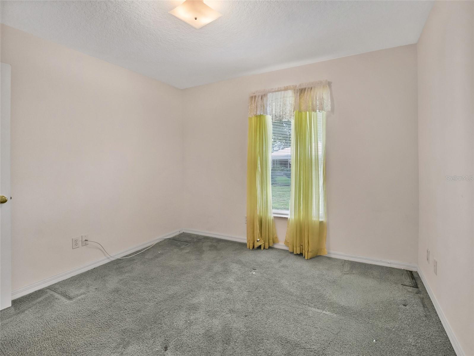 5045 NW 32ND PL