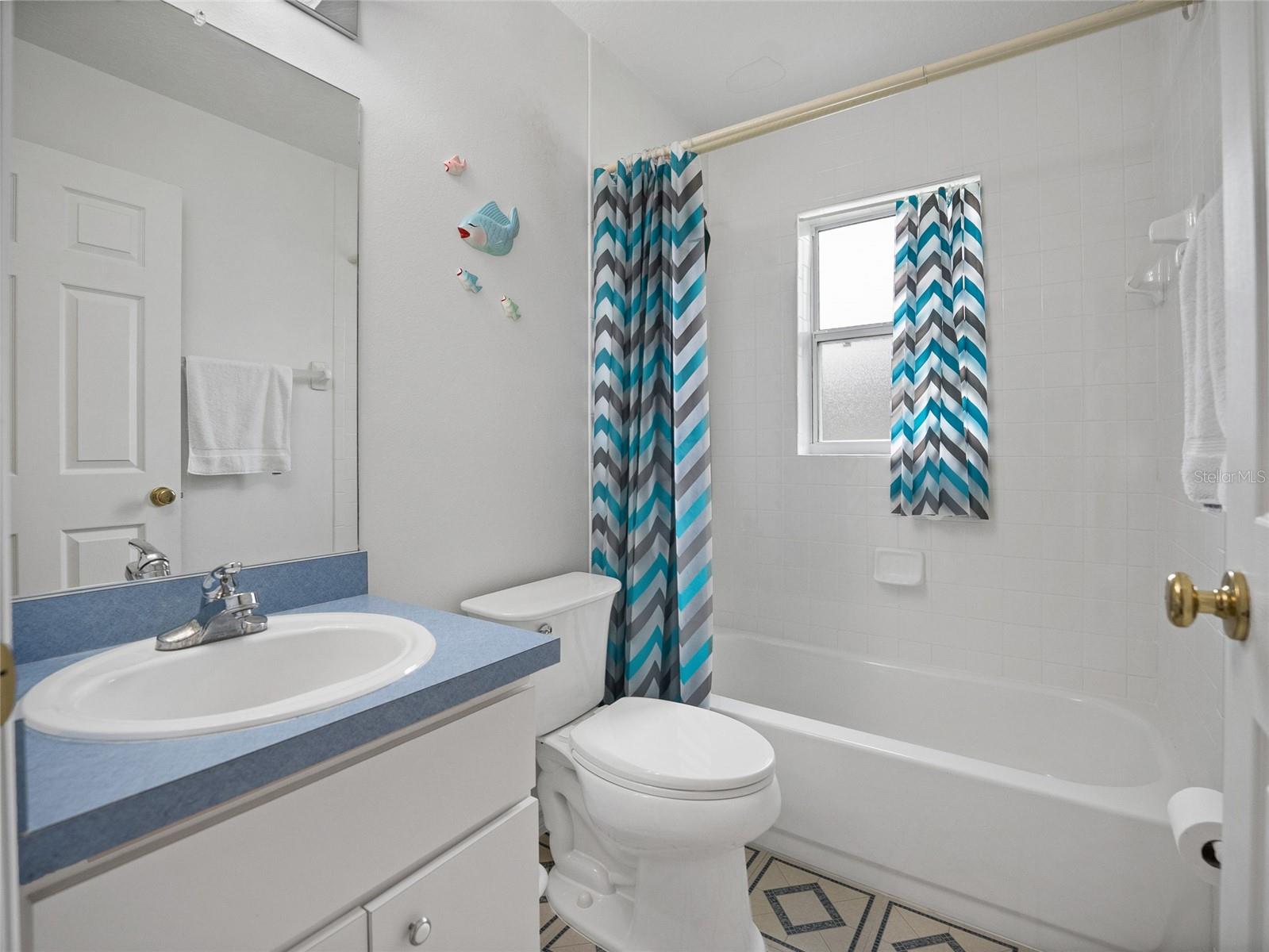 5045 NW 32ND PL