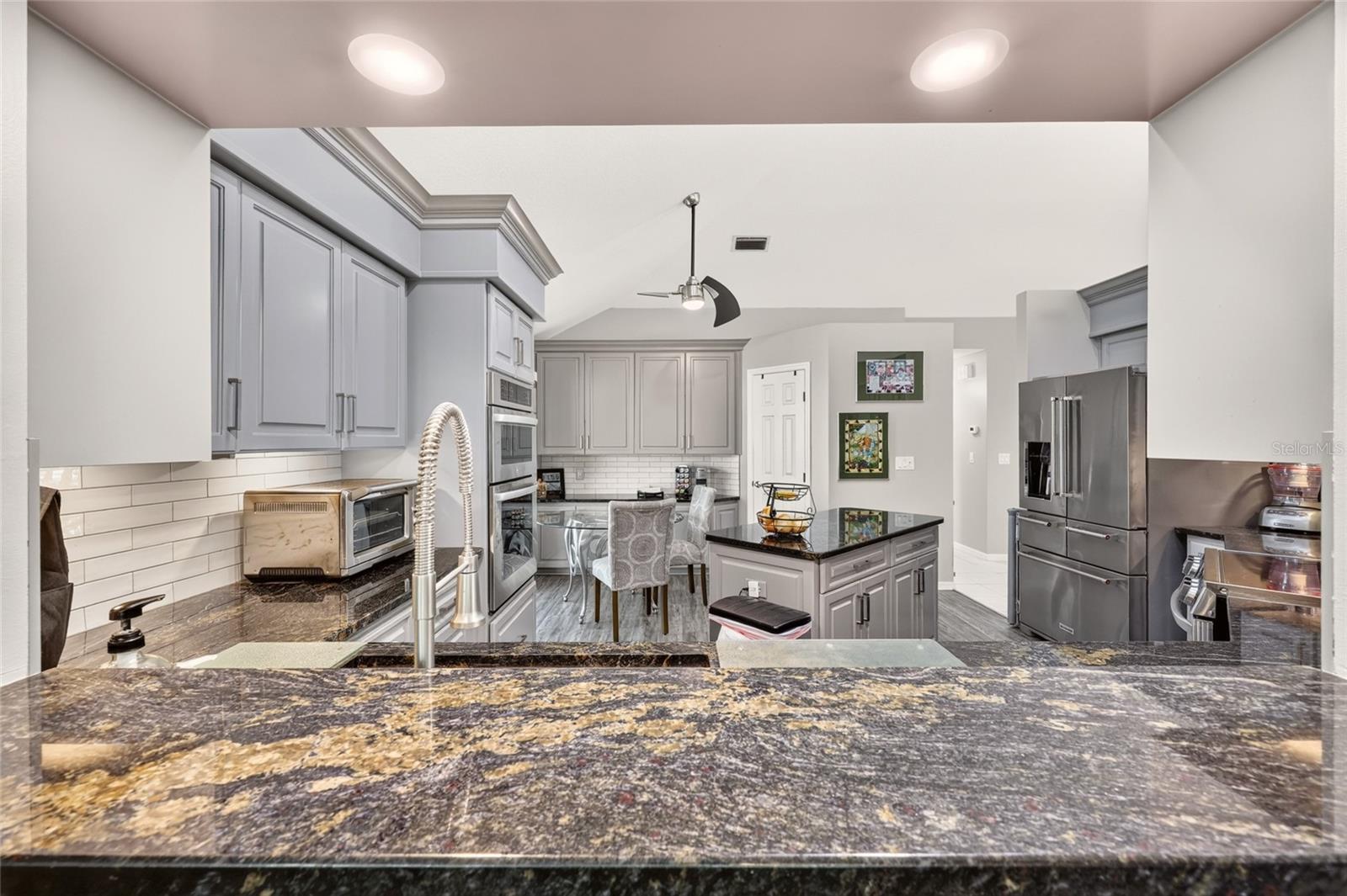 1912 SE TWIN BRIDGE CIR