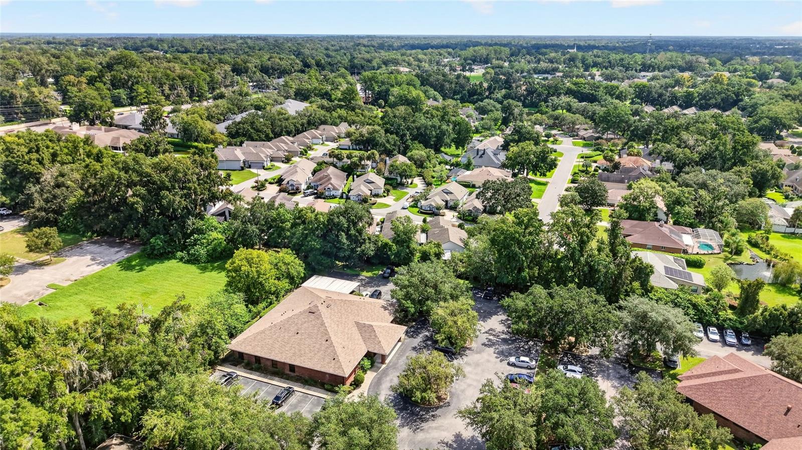 1912 SE TWIN BRIDGE CIR