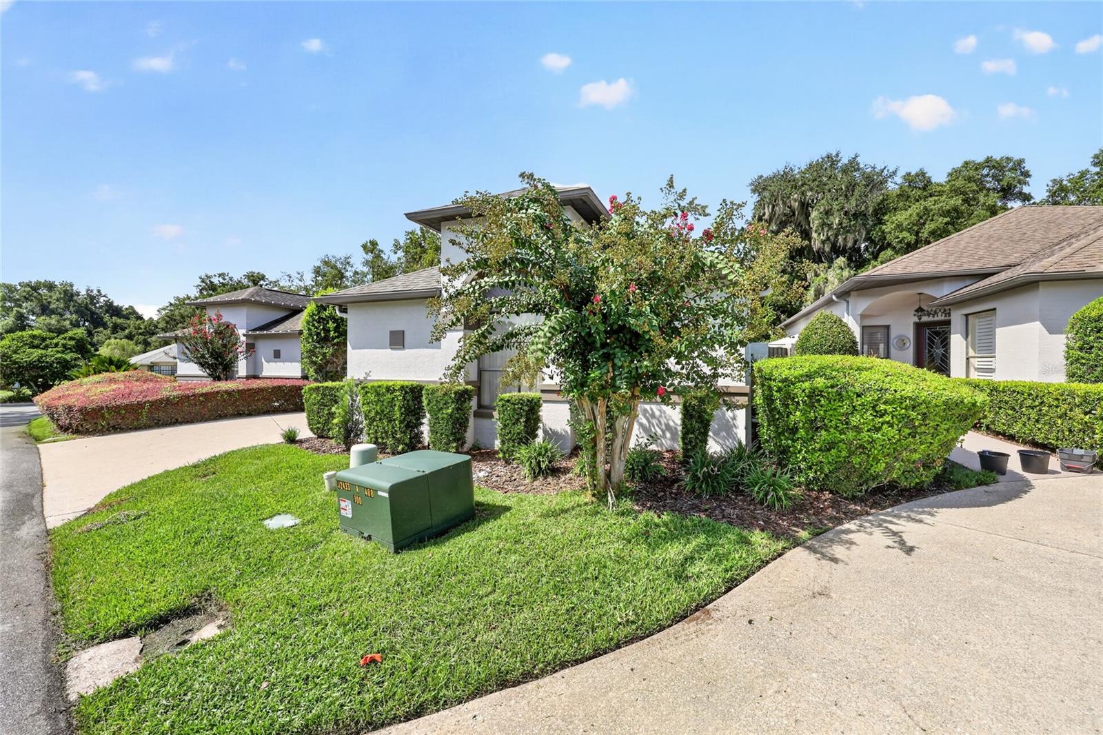 1912 SE TWIN BRIDGE CIR