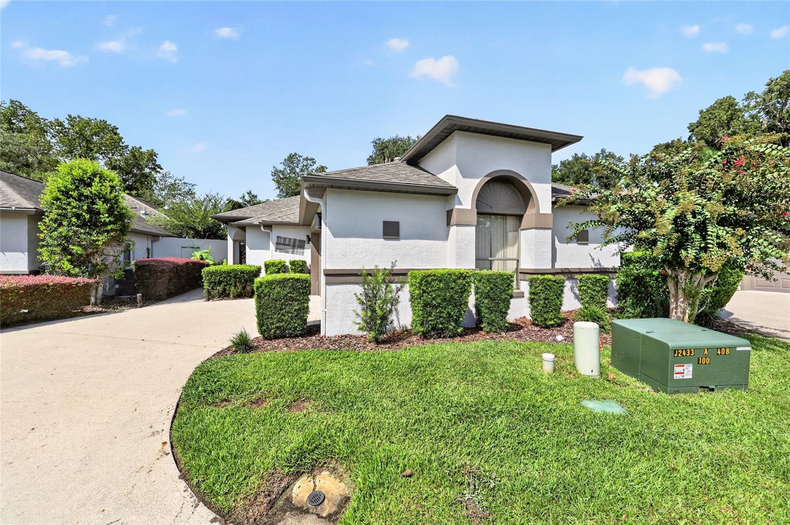 1912 SE TWIN BRIDGE CIR