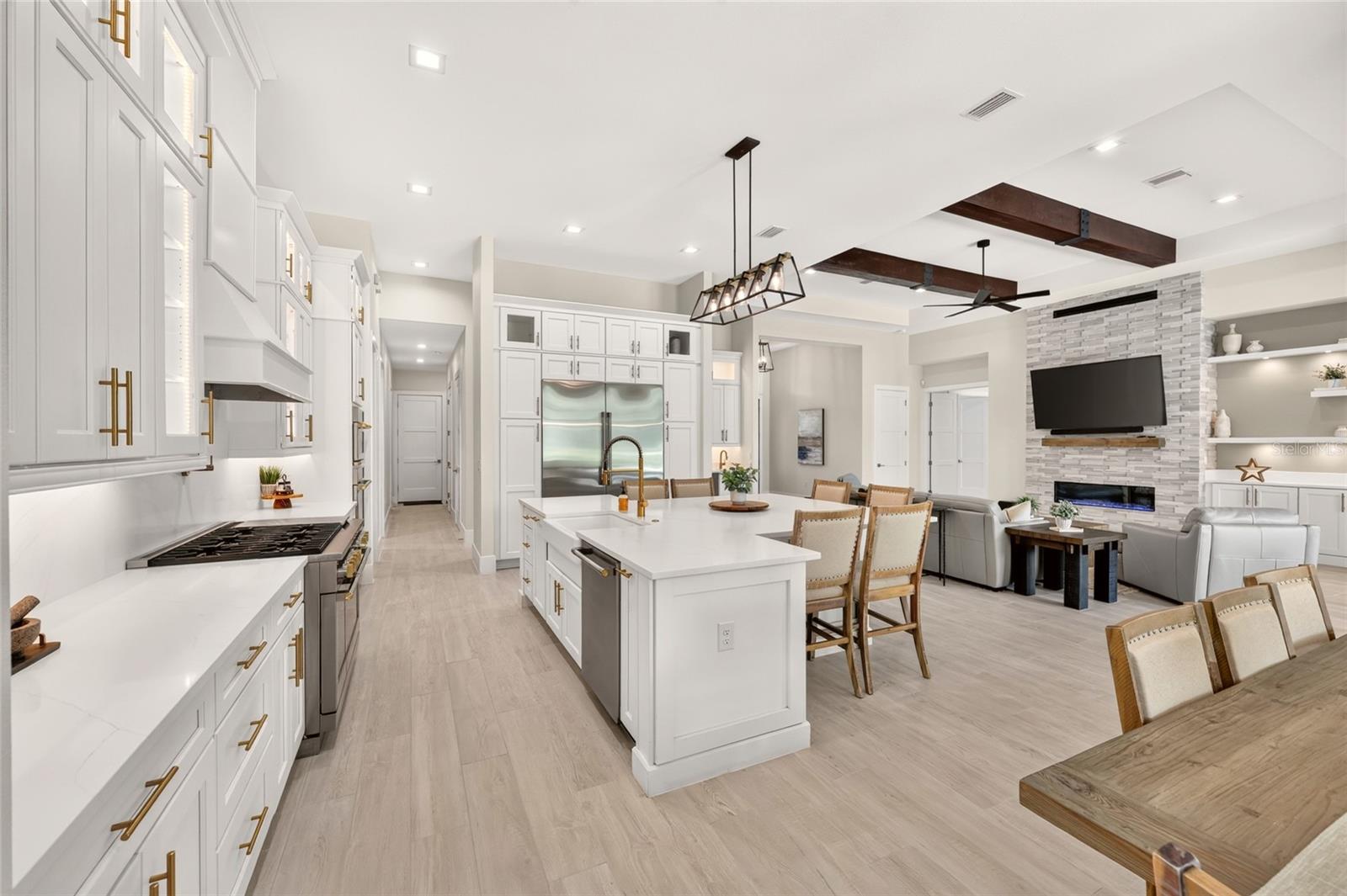 1060 SE 52ND CT
