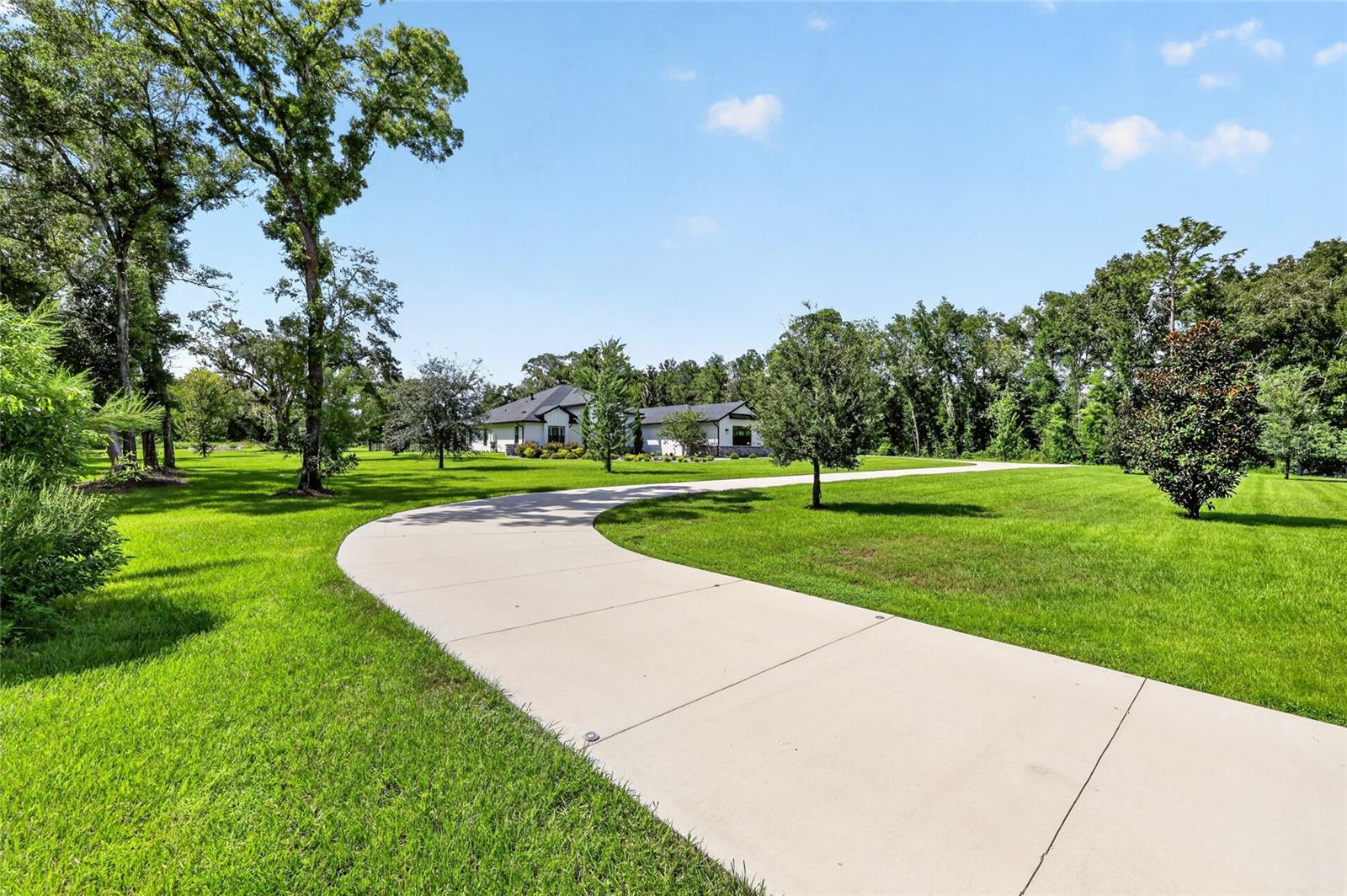 1060 SE 52ND CT