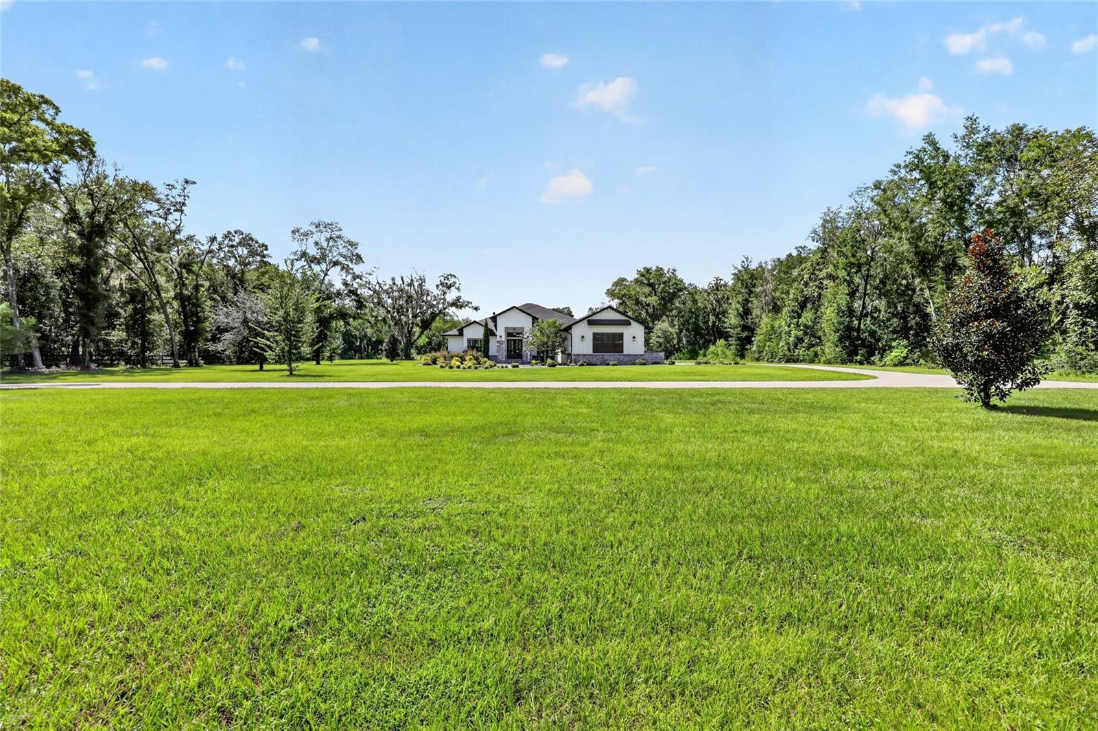 1060 SE 52ND CT