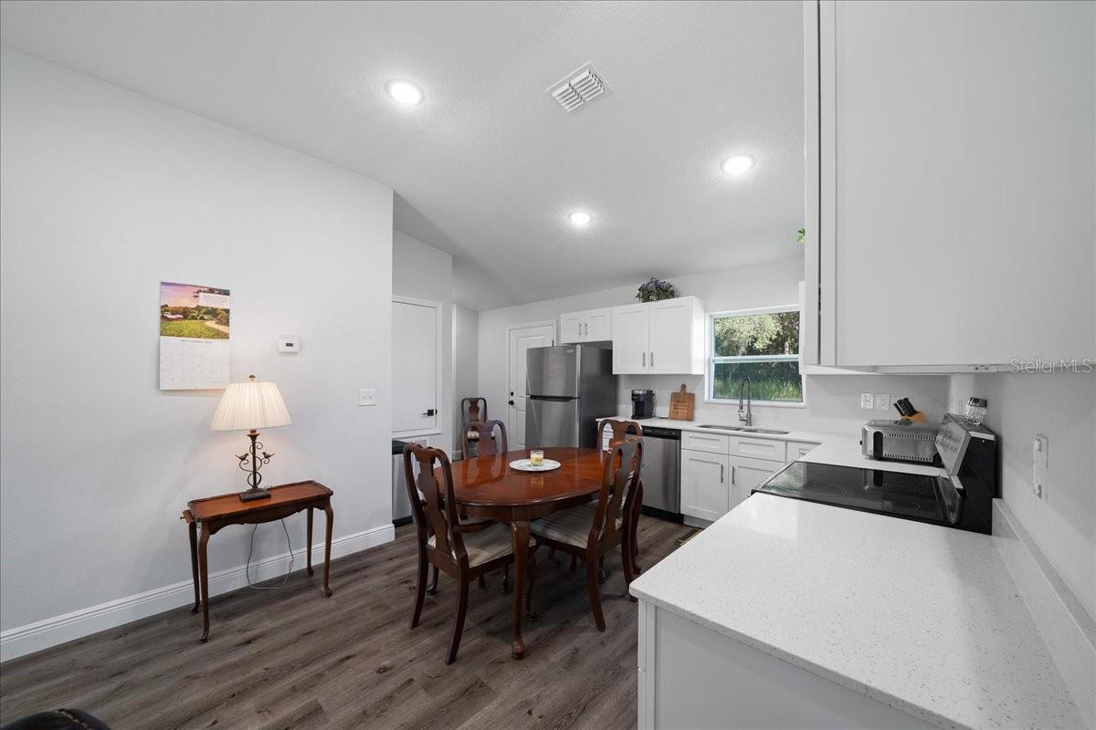 83 DOGWOOD CIR