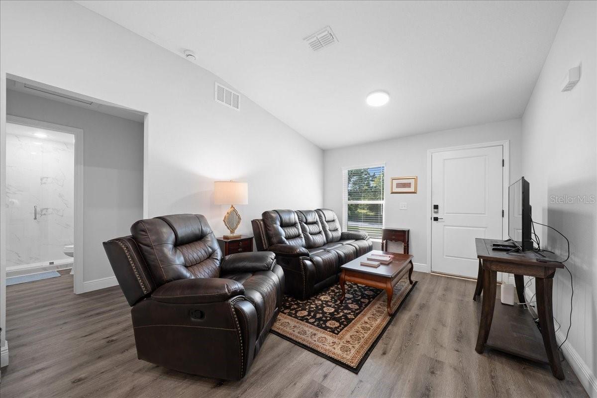 83 DOGWOOD CIR